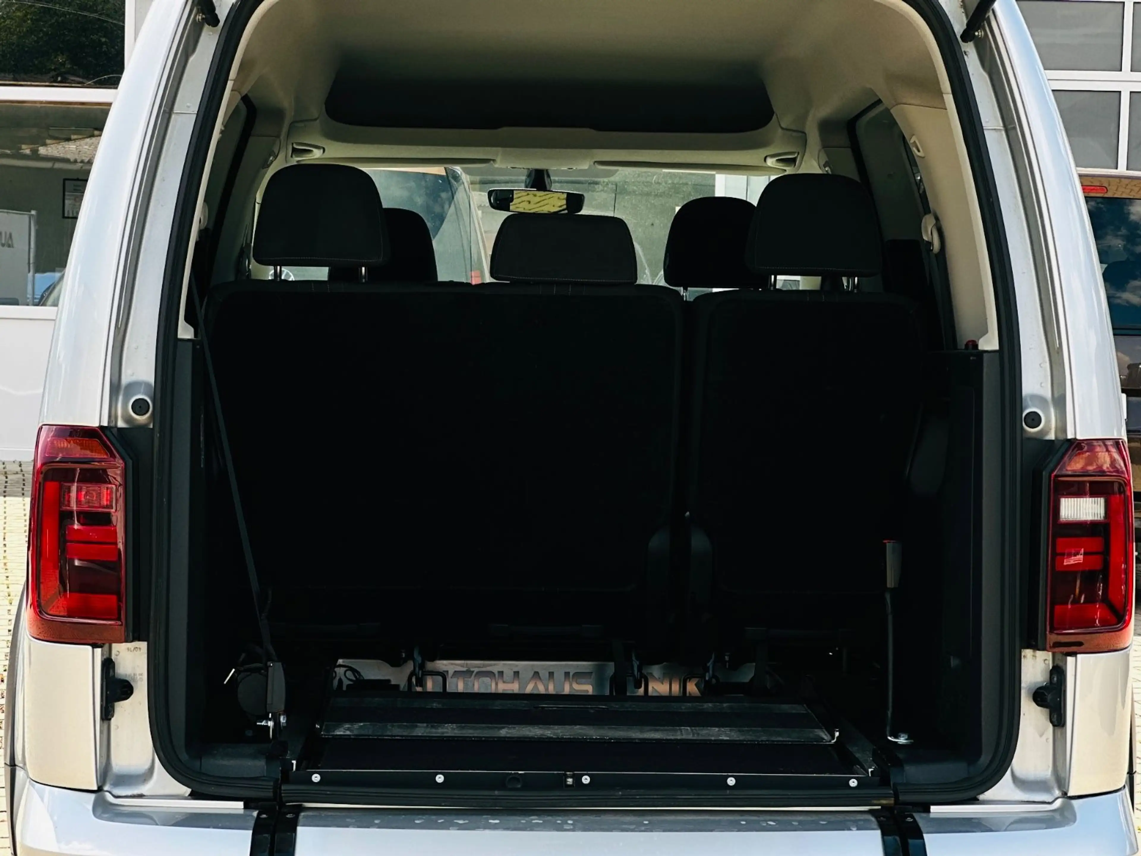 Volkswagen Caddy DSG  Alltrack Behindertengerecht-Rampe — photo 15