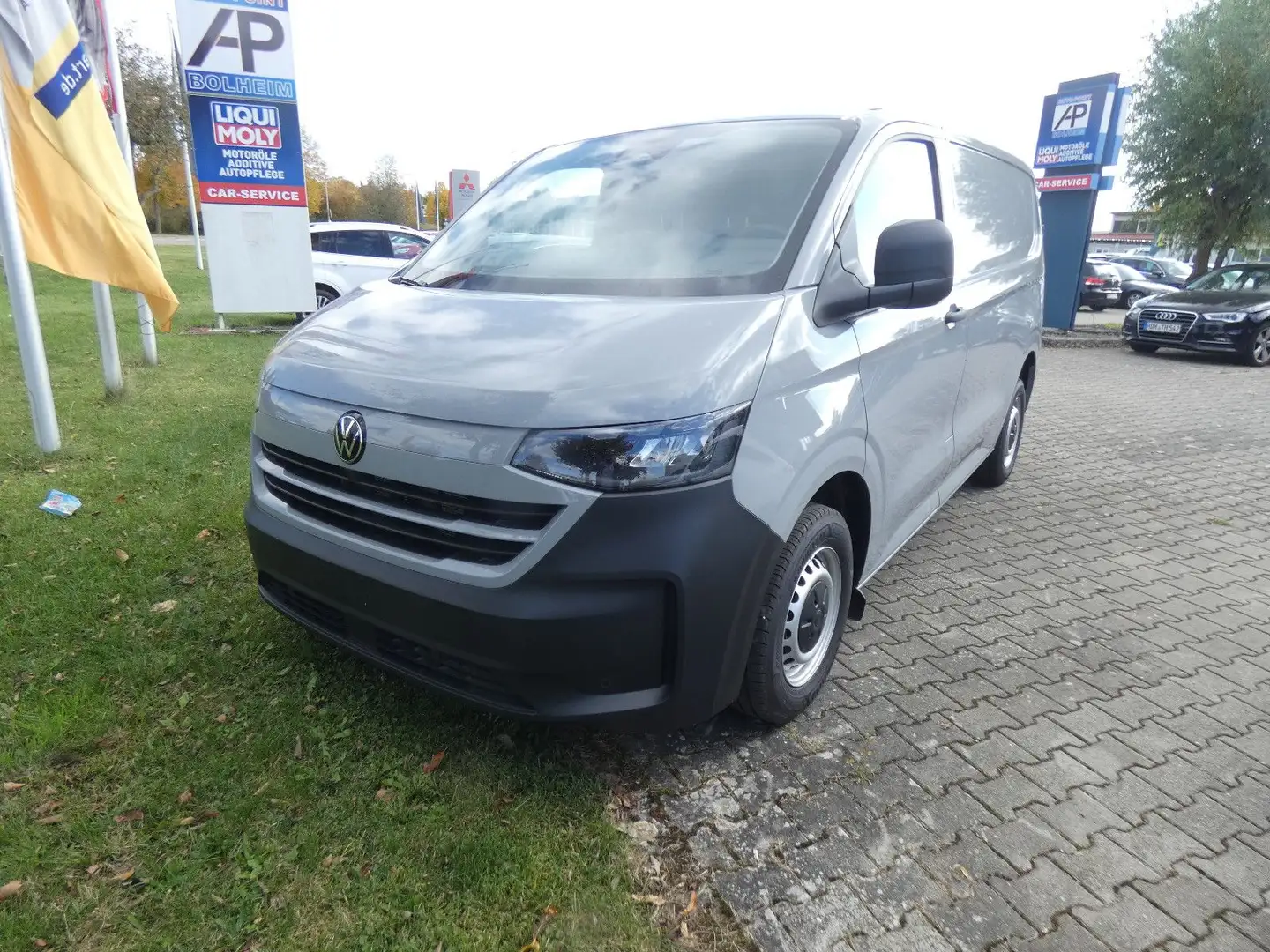 Volkswagen T7 Transporter Grau - 1