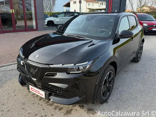 Alfa Romeo Junior 1.2 145 CV Hybrid eDCT6 Q4 / RJA40548