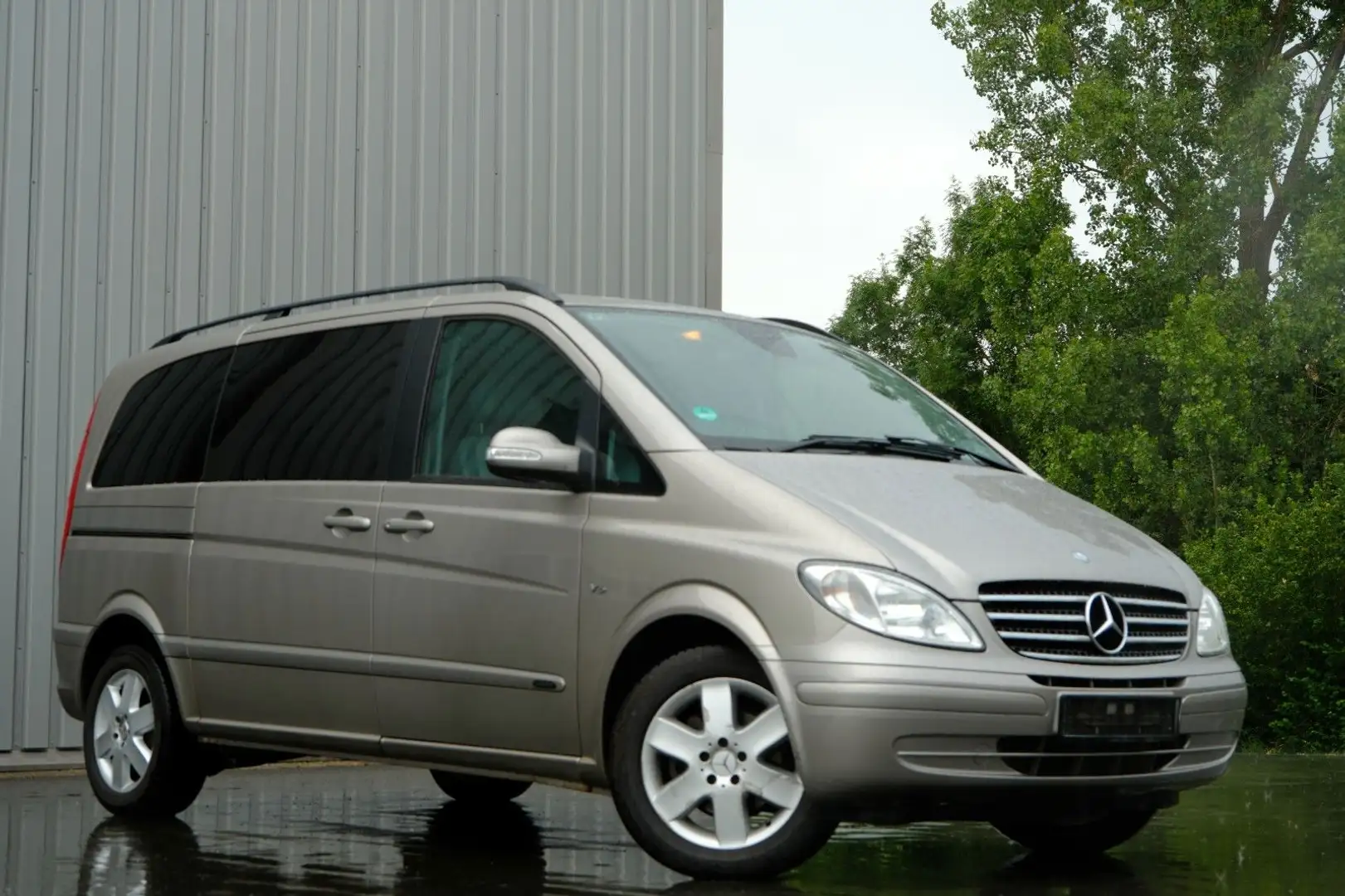 Mercedes-Benz Viano 3.0 CDI kompakt Ambiente/Aut./Leder/gepfl. Argent - 1