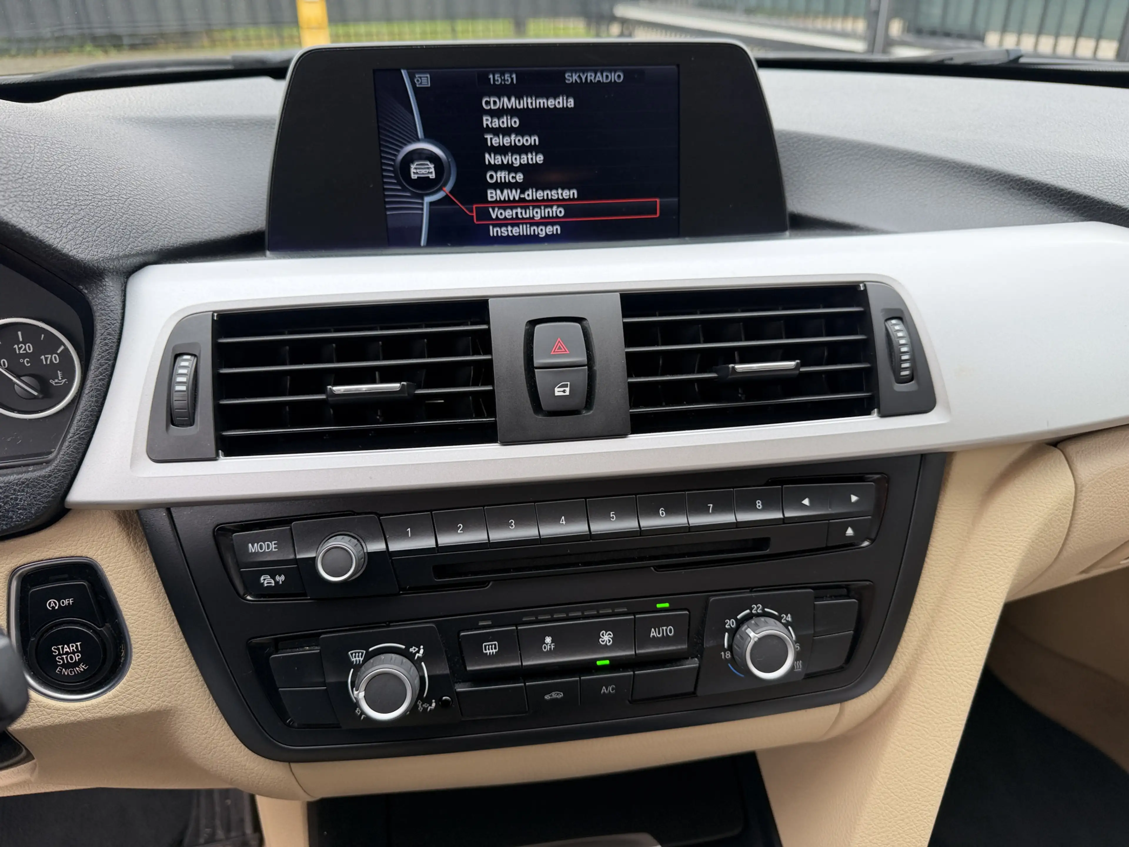 BMW 316 3-serie 316i Upgrade Edition Leer/Navi/Cruise/PDC — photo 10