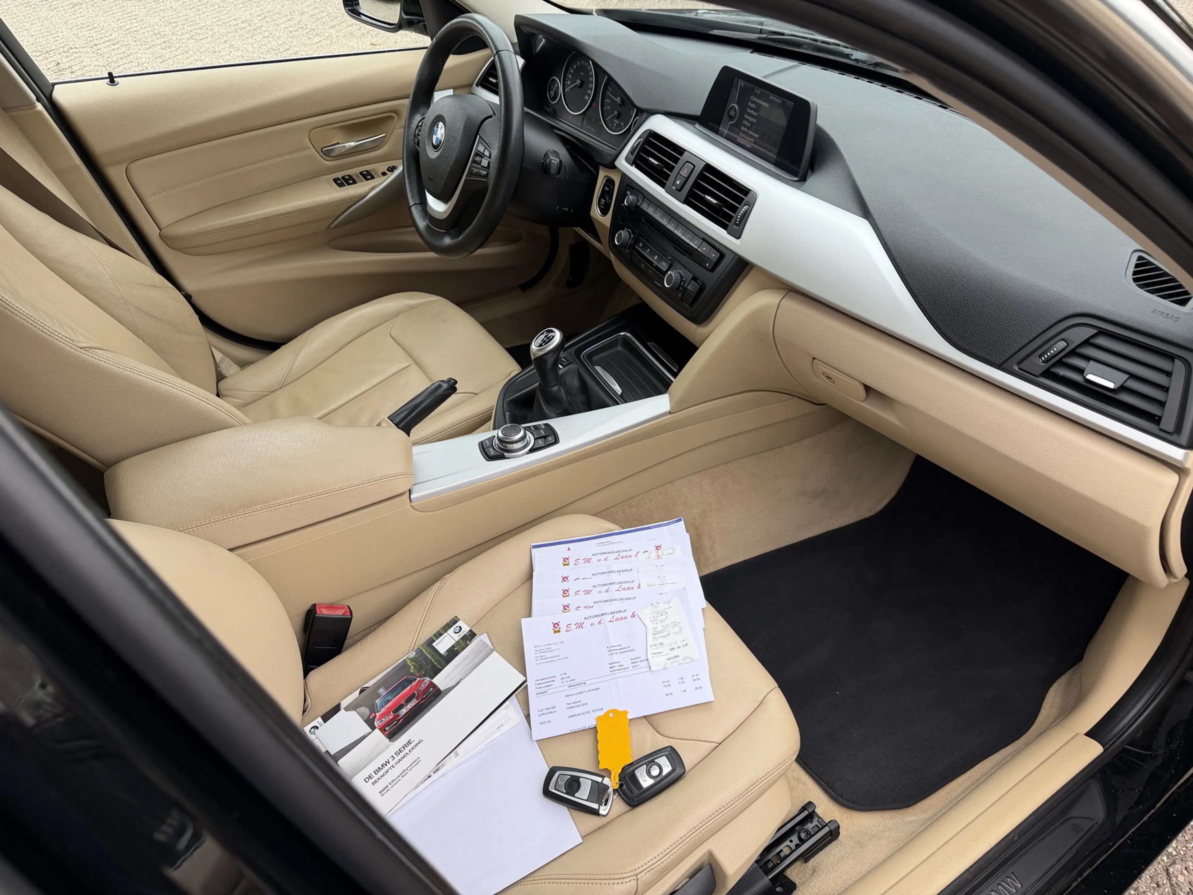 BMW 316 3-serie 316i Upgrade Edition Leer/Navi/Cruise/PDC — photo 3