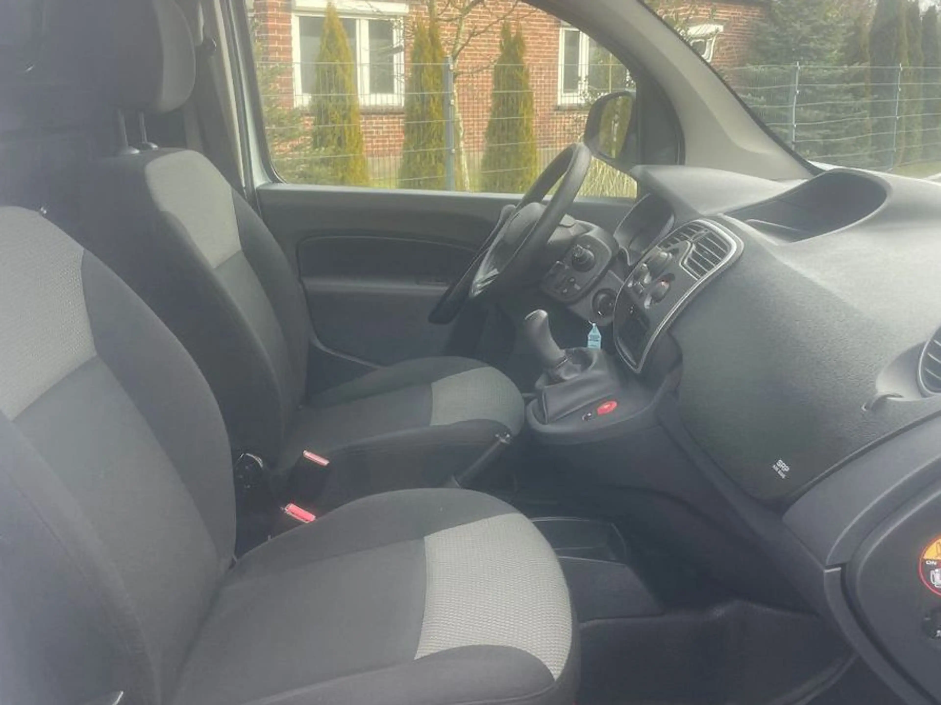 Renault Kangoo Rapid Extra AHK/KLIMA/GANZJAHRESR. — photo 10