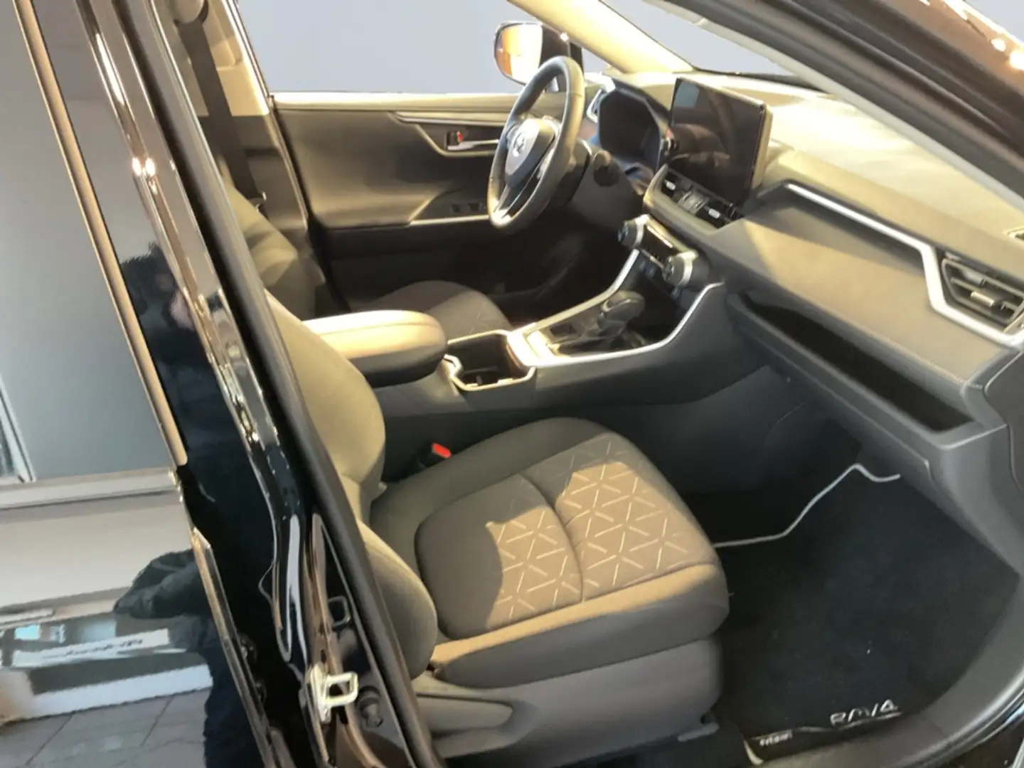 Toyota RAV 4 2.5 Hybrid Team D 4x2 *Navi*LED*el Heck* Schwarz - 2