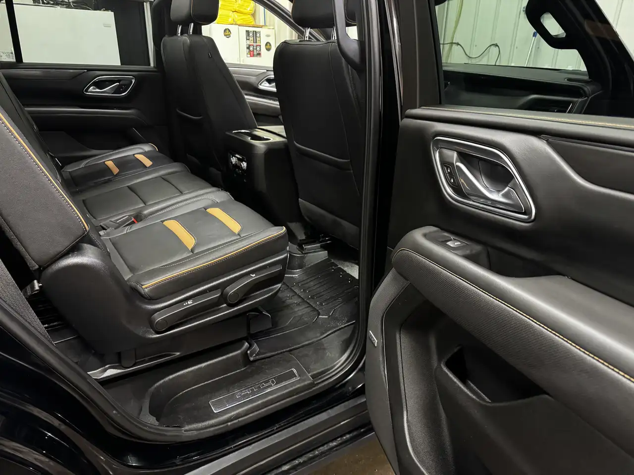 GMC Yukon снимка GMC Yukon