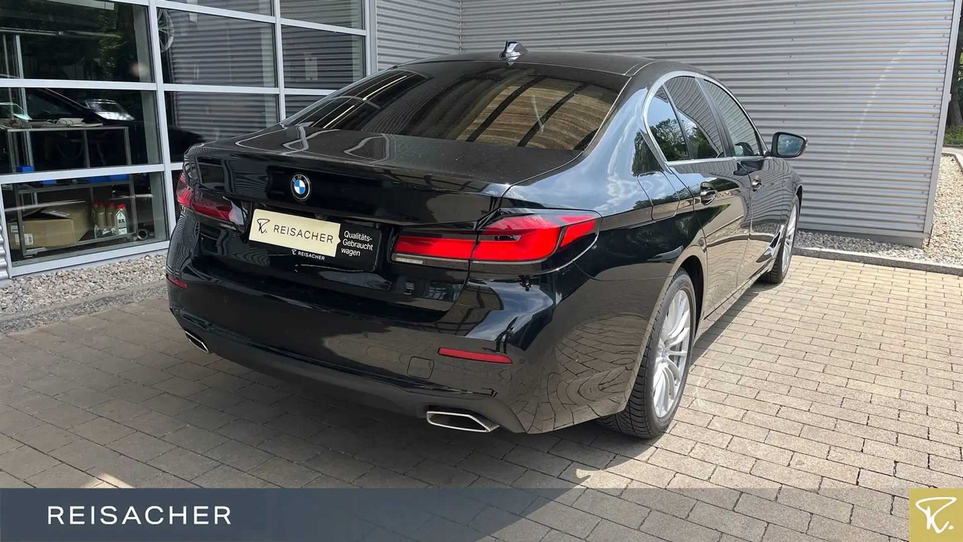 BMW 520 dA Limo Navi 360° ACC StdHzg 18"LM Noir - 2