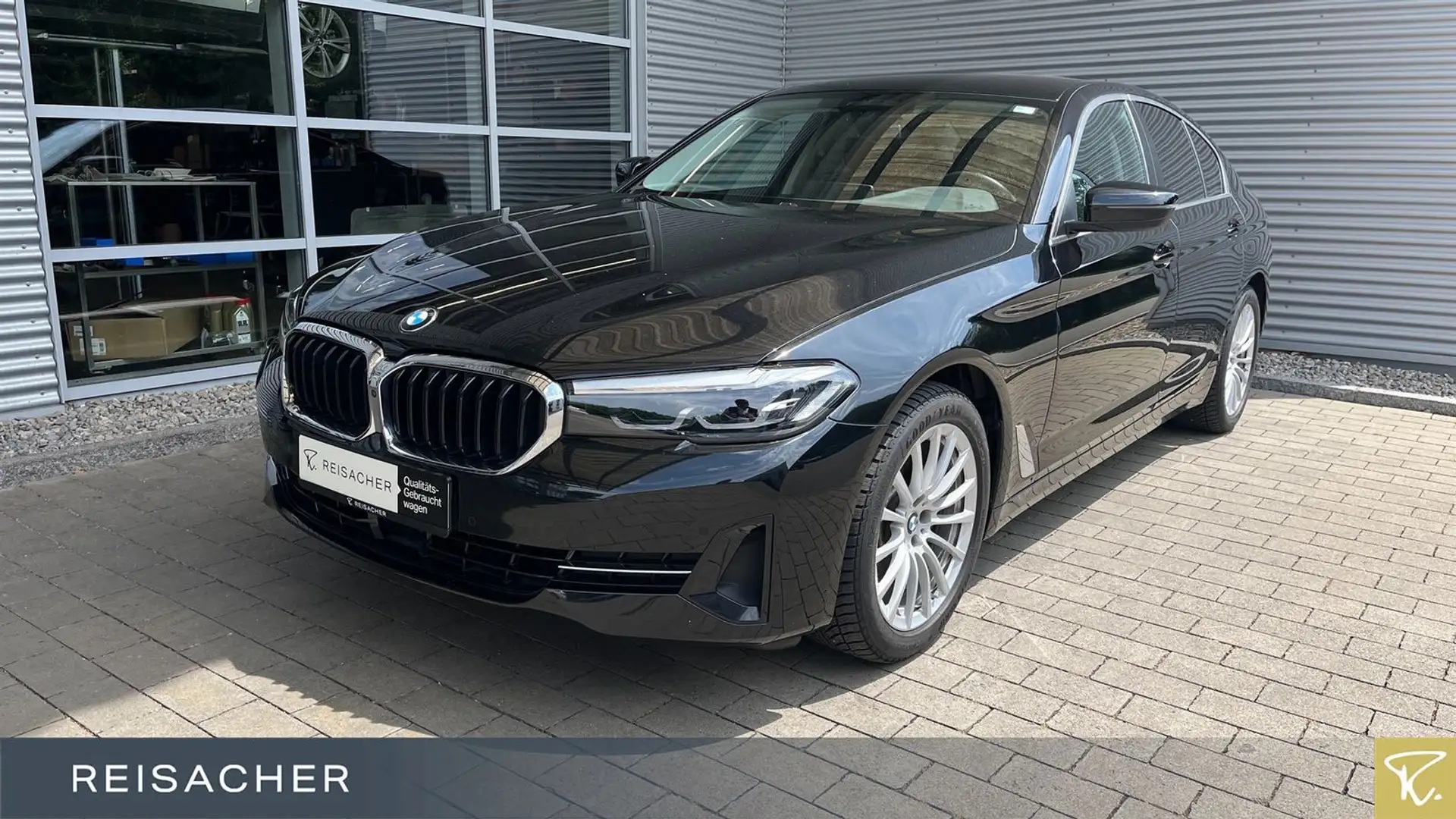 BMW 520 dA Limo Navi 360° ACC StdHzg 18"LM Noir - 1