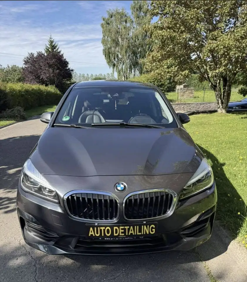 BMW 218
