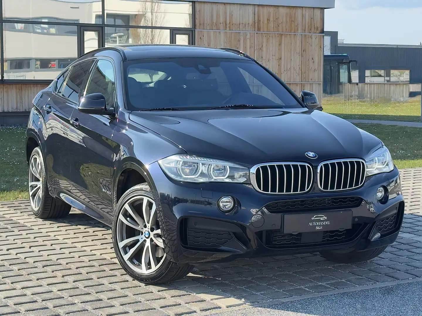 BMW X6 xDrive40d *M-PAKET, ASSISTENTEN, KAMERA, LED, HUD* Schwarz - 1