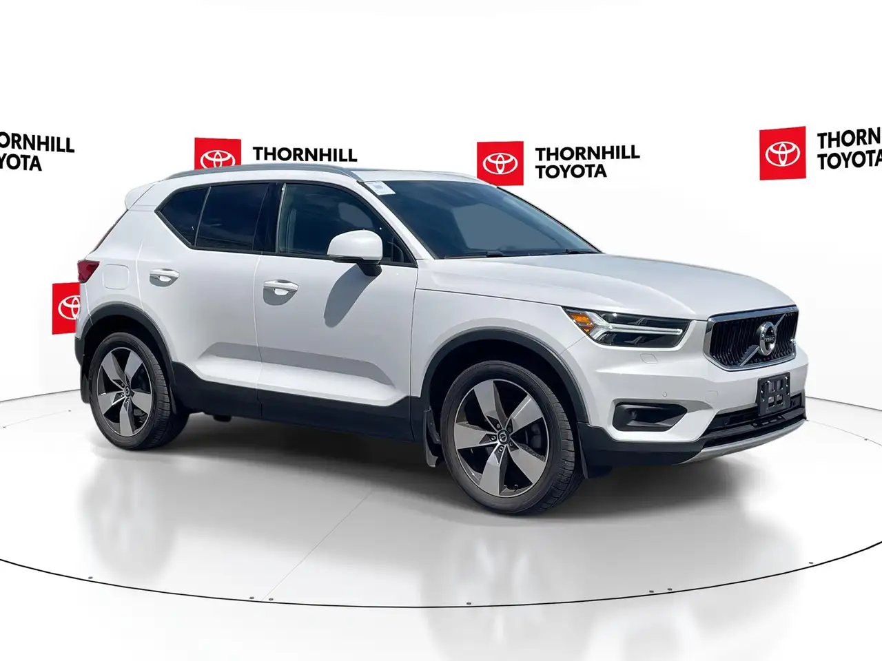 2022 Volvo XC40