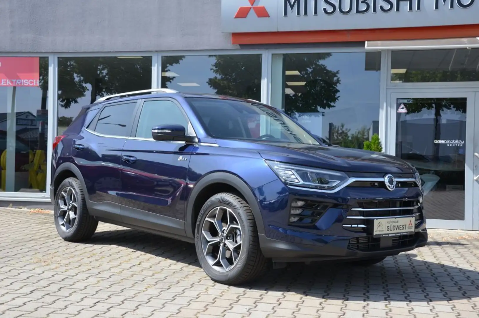 SsangYong Korando 1.5 T-GDi 2WD Ruby Blau - 1