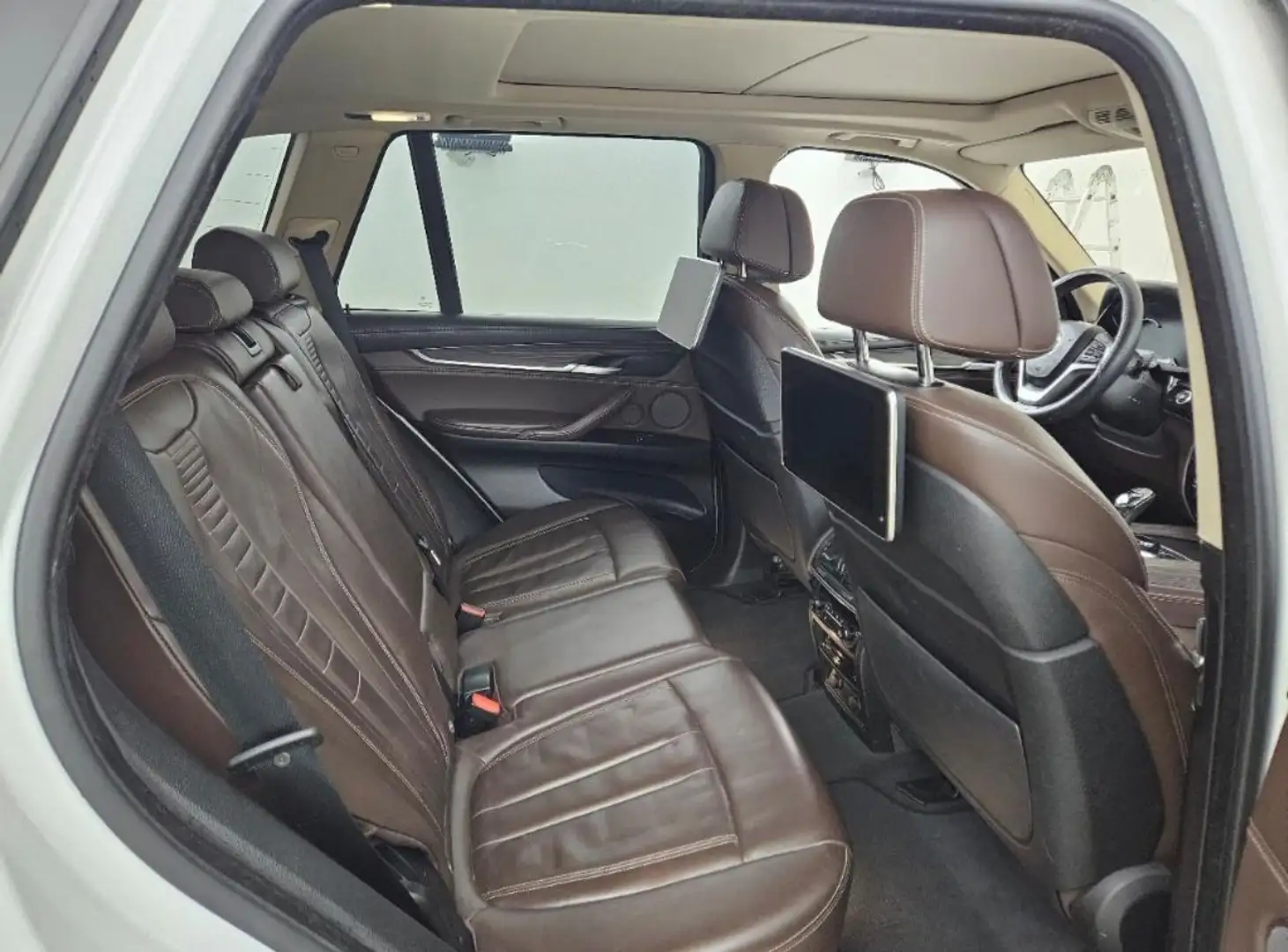 BMW X5 40d /Pano/HUD/3xTV/7-Sitzer/AHK/360/ Blanc - 2