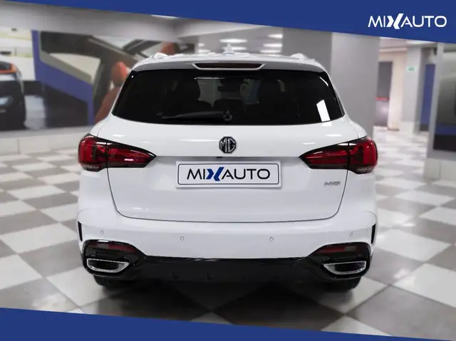 MG MG HS view 4