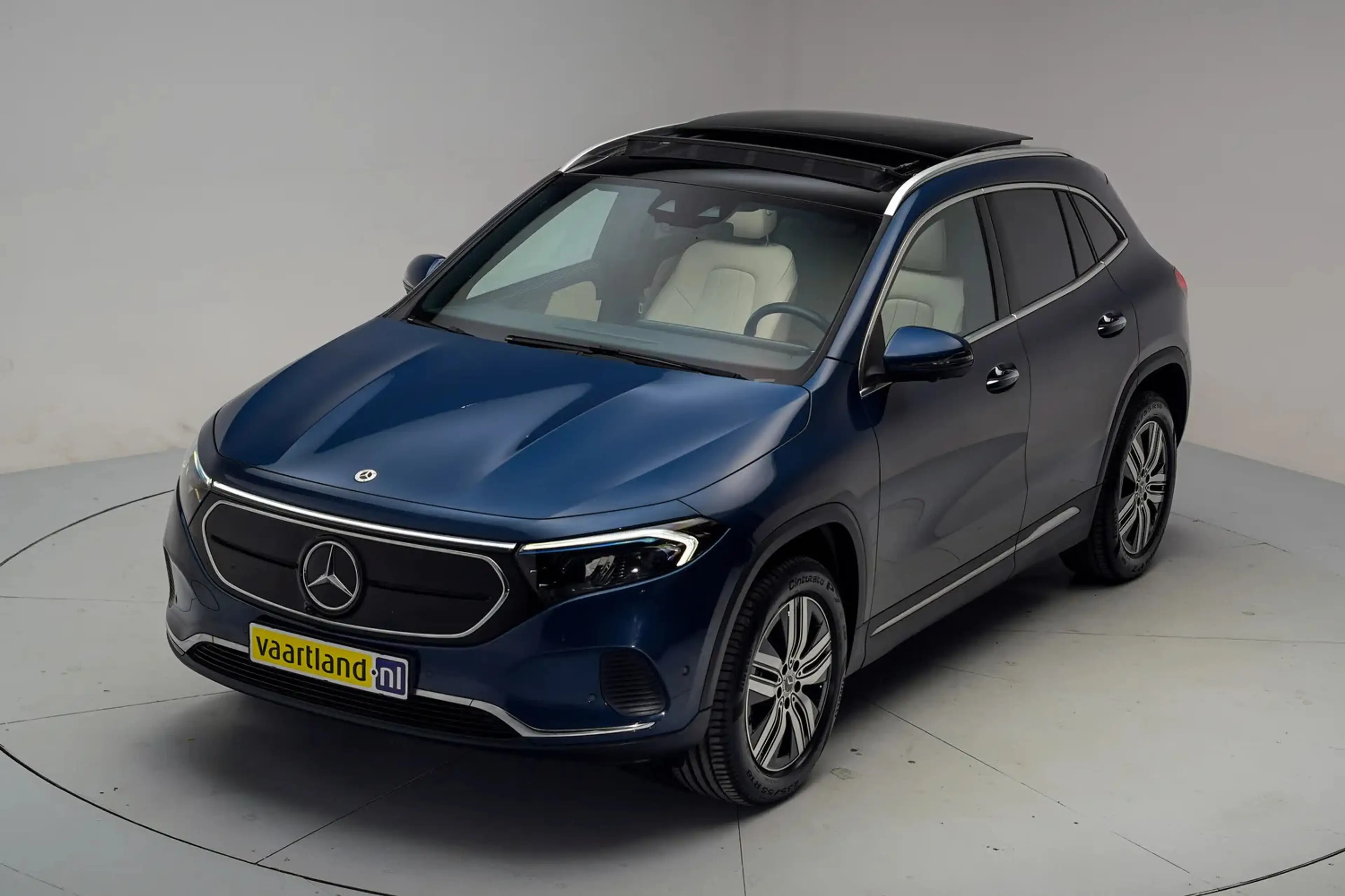 Mercedes-Benz EQA 250 Luxury Line 3-Fase [ Panoramadak Navi Camera Apple — photo 14