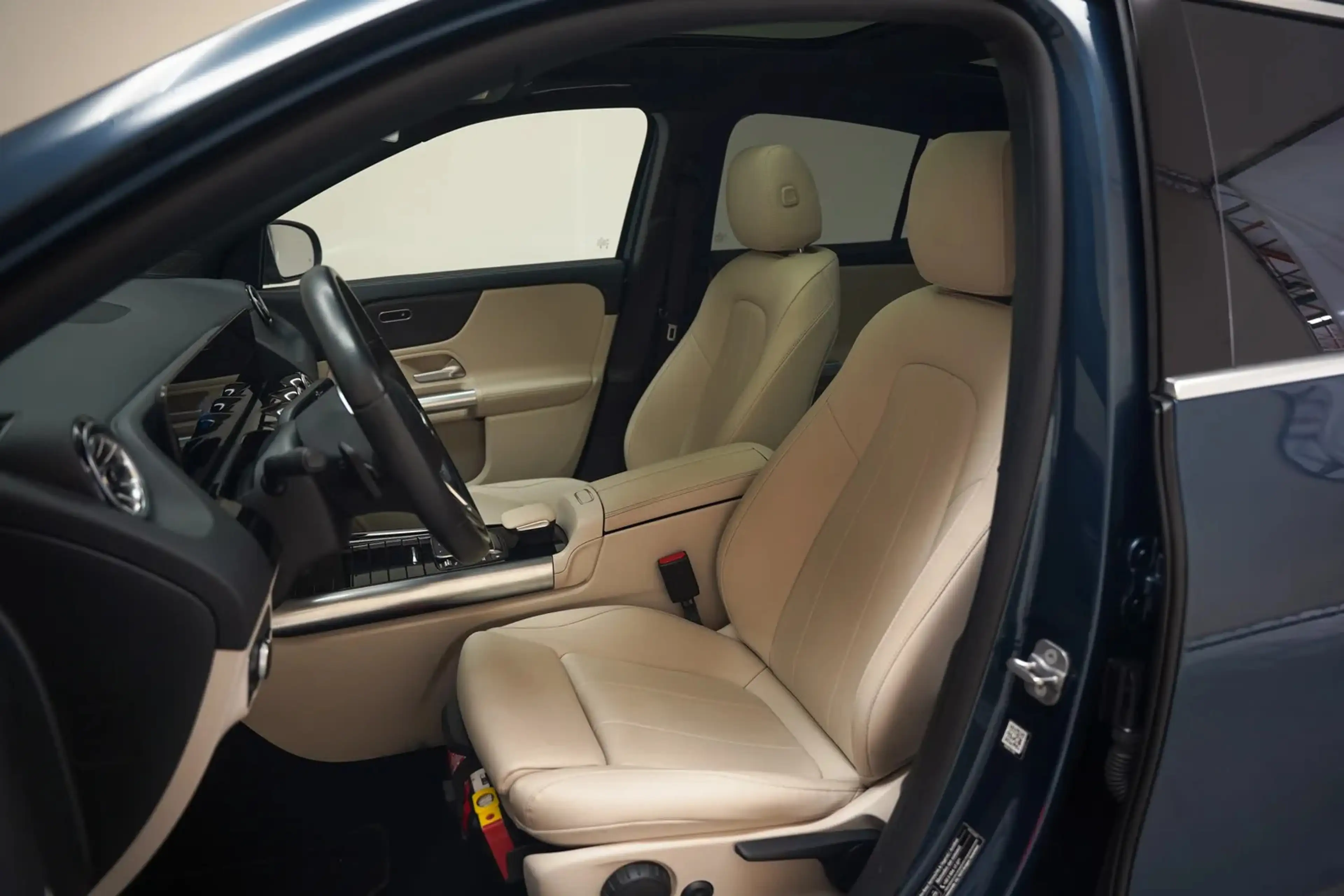 Mercedes-Benz EQA 250 Luxury Line 3-Fase [ Panoramadak Navi Camera Apple — photo 10