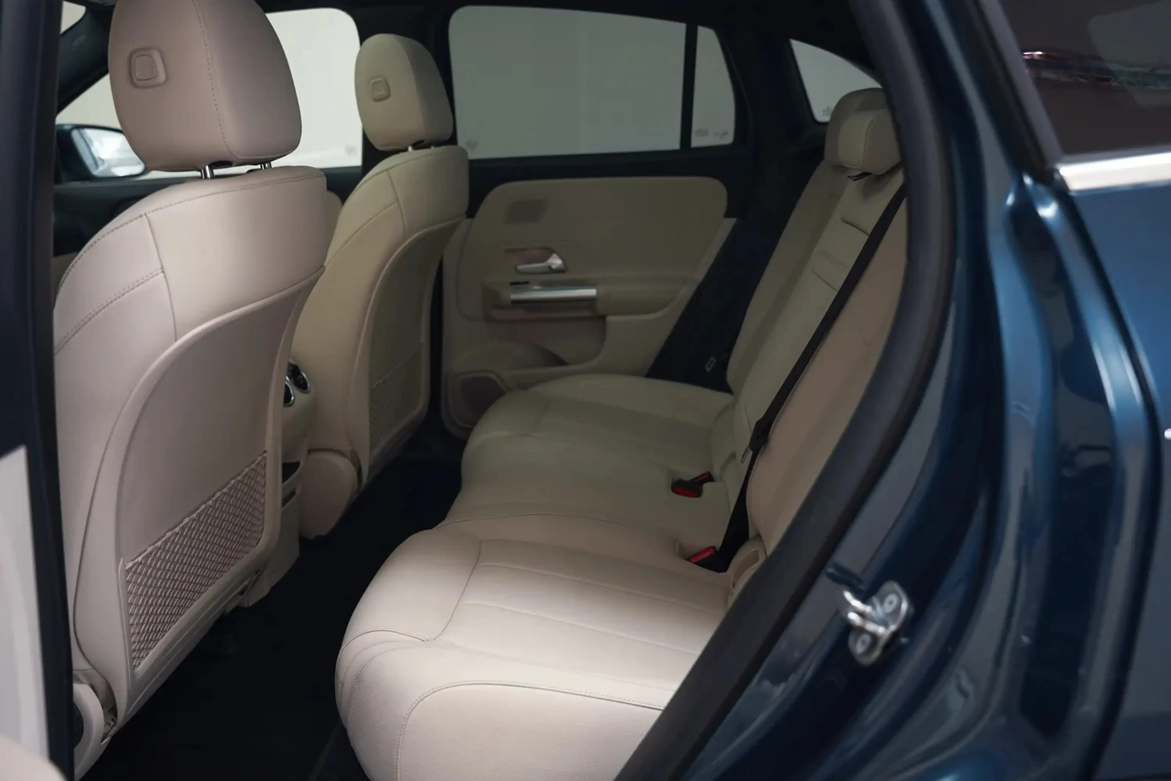 Mercedes-Benz EQA 250 Luxury Line 3-Fase [ Panoramadak Navi Camera Apple — photo 13