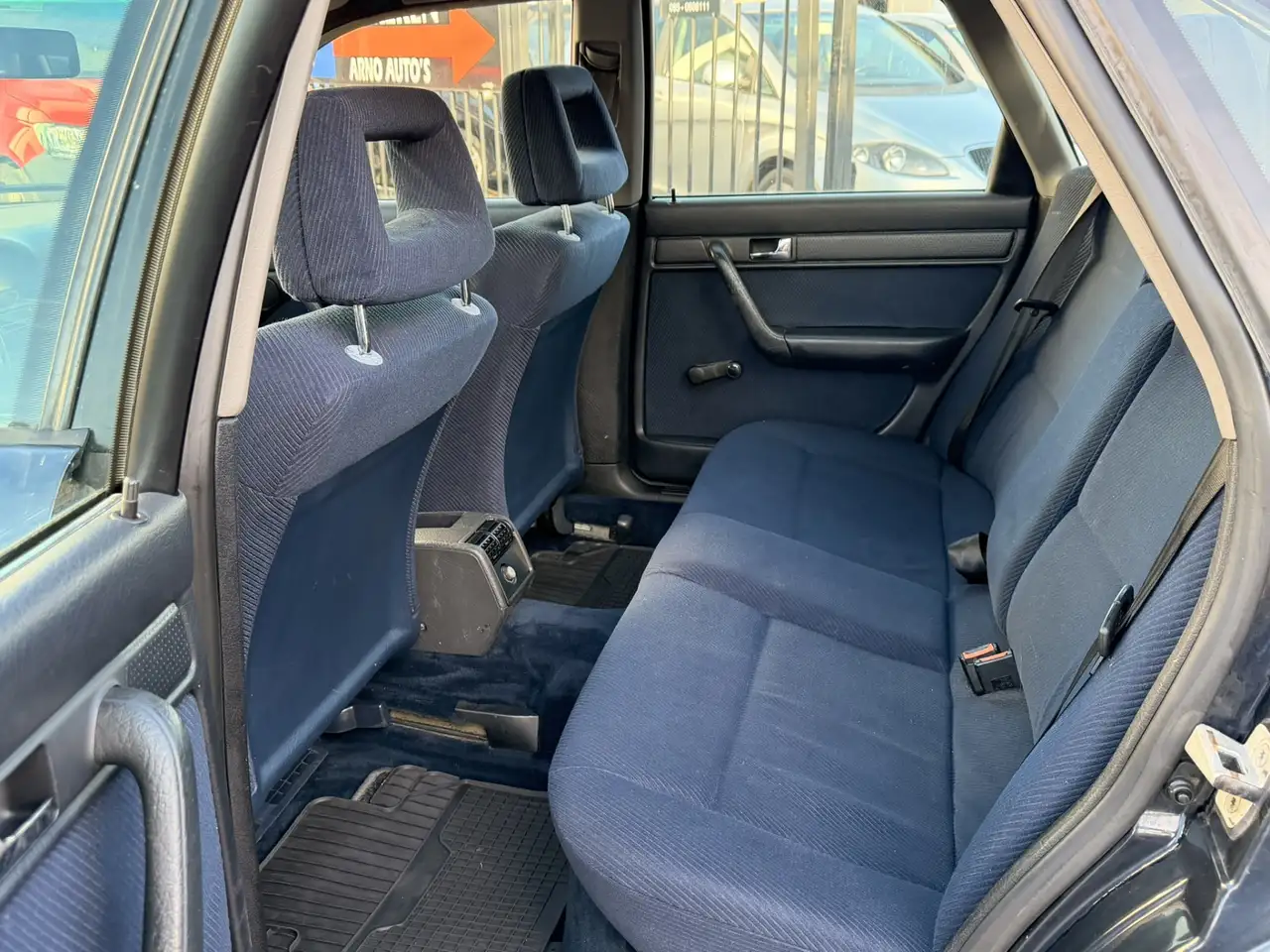 Audi 100 2.3 E, NL AUTO, 2E EIGENAAR, APK TOT 10-12-2027, S, foto 4