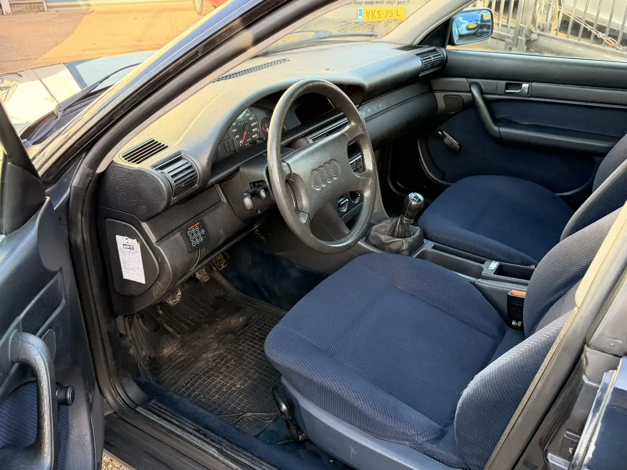 Audi 100 2.3 E, NL AUTO, 2E EIGENAAR, APK TOT 10-12-2027, S, foto 3
