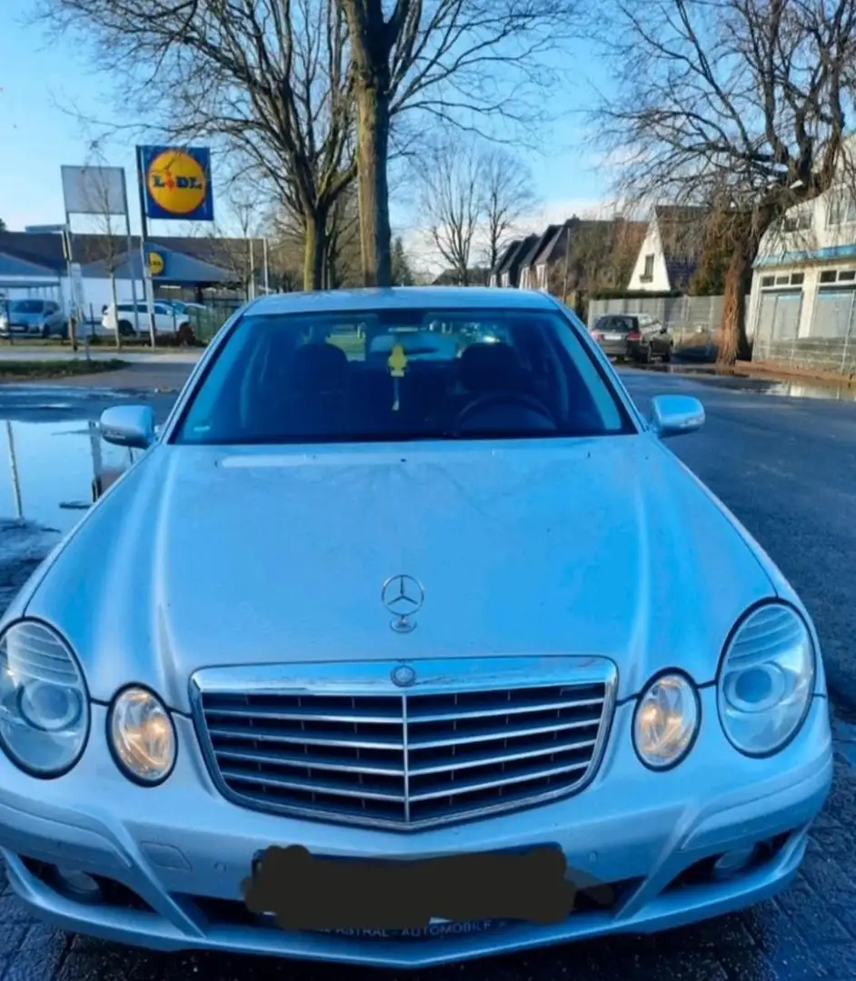Mercedes-Benz 220 Ezüst - 1