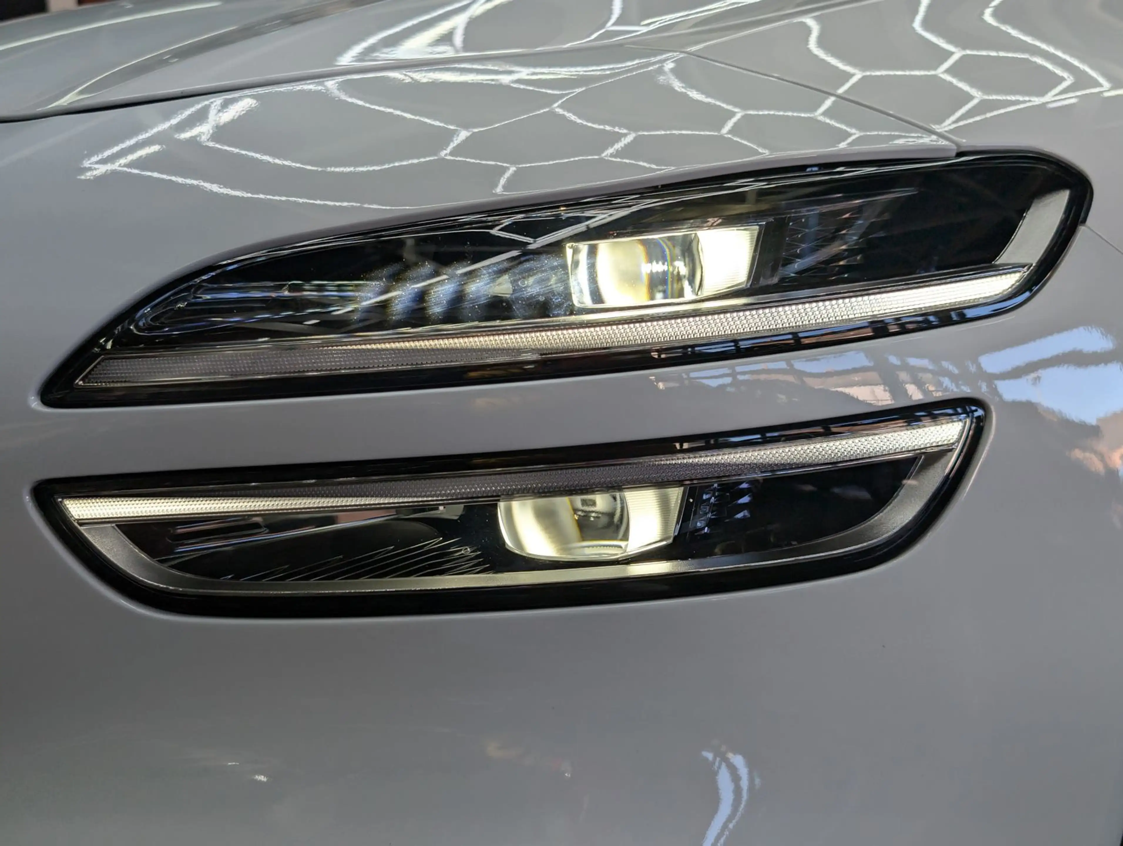 Genesis G70 2.0 T-GDI Sport PANO*LEDER*ACC*LED*KAM*19"LM — photo 10