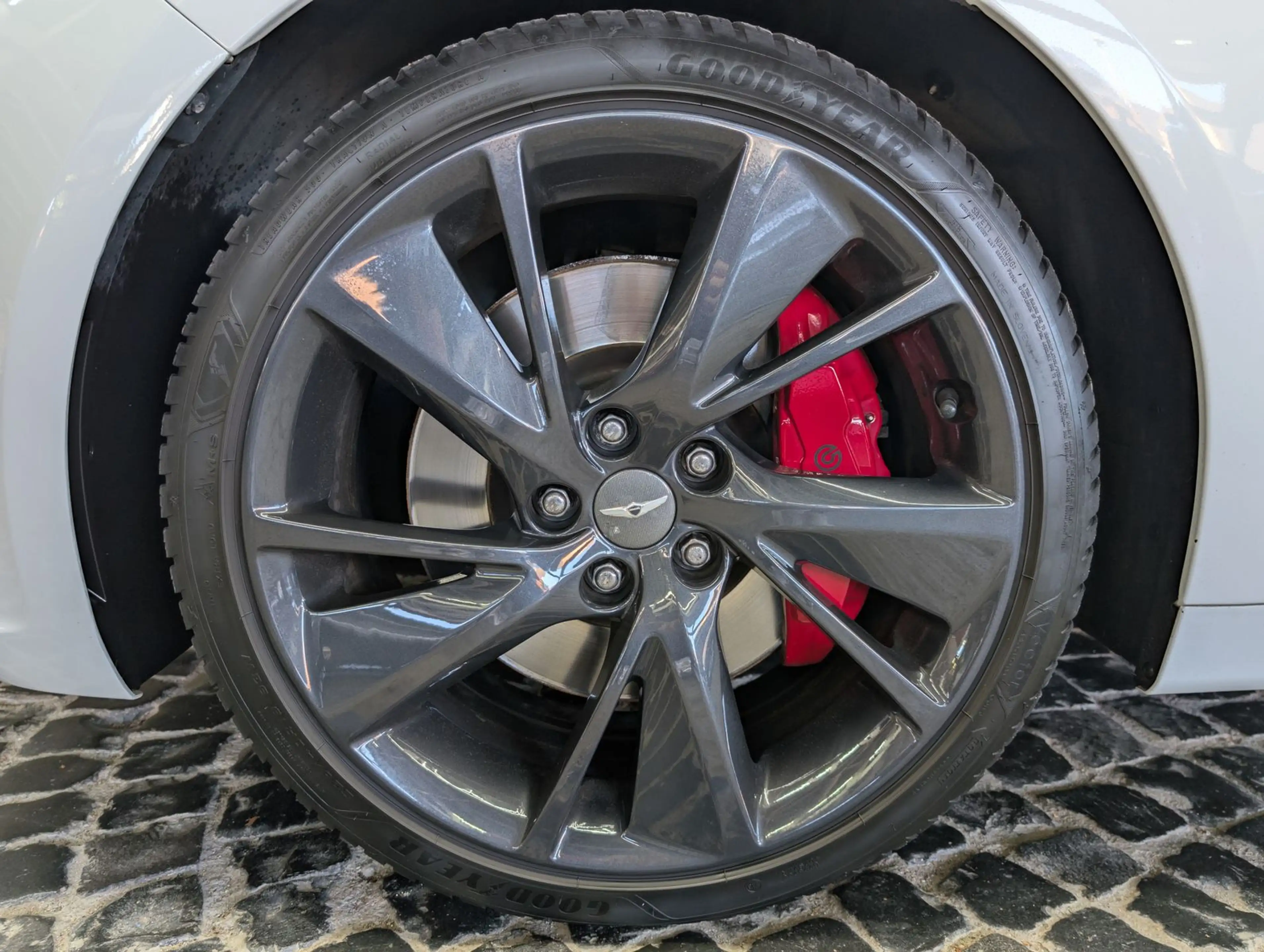 Genesis G70 2.0 T-GDI Sport PANO*LEDER*ACC*LED*KAM*19"LM — photo 9