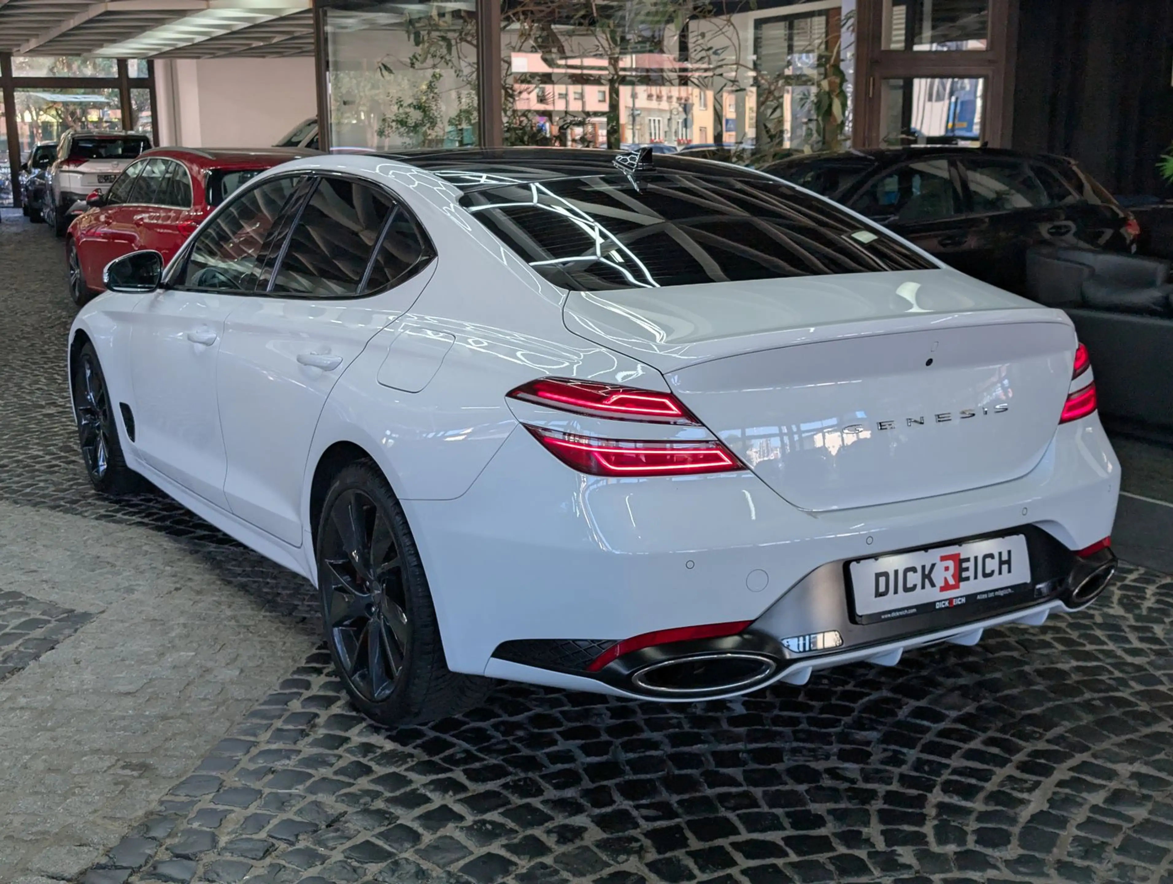 Genesis G70 2.0 T-GDI Sport PANO*LEDER*ACC*LED*KAM*19"LM — photo 5