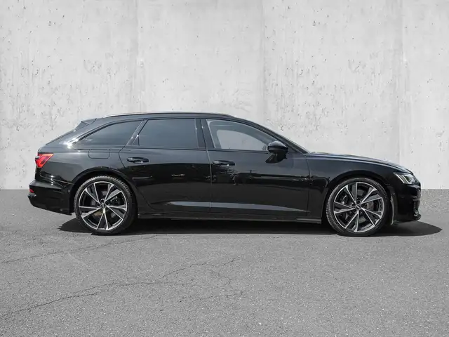 Audi S6 view 5