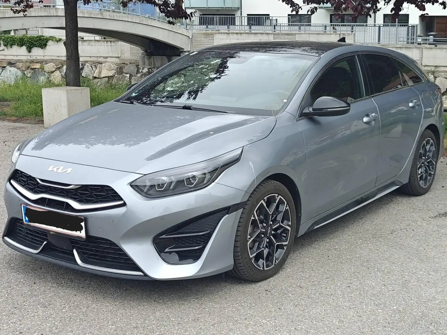 Kia ProCeed / pro_cee'd Kia ProCeed GT-Line 2022 | VOLL | Pano Dach | 8-fach bereift | Mild Hybrid Grau - 1
