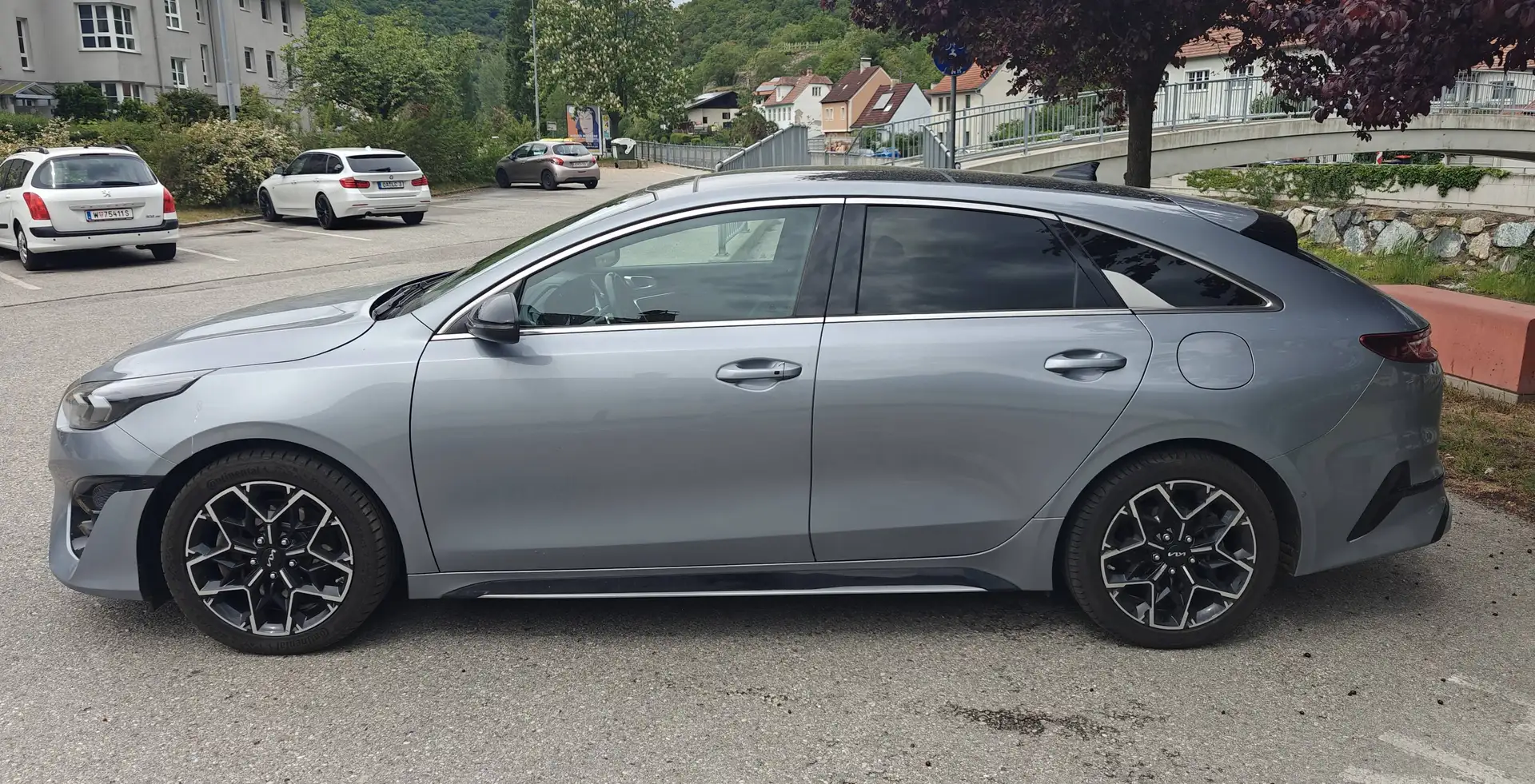 Kia ProCeed / pro_cee'd Kia ProCeed GT-Line 2022 | VOLL | Pano Dach | 8-fach bereift | Mild Hybrid Grau - 2