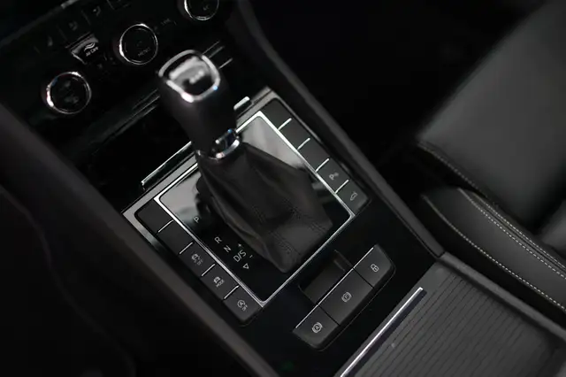 Skoda Superb view 14