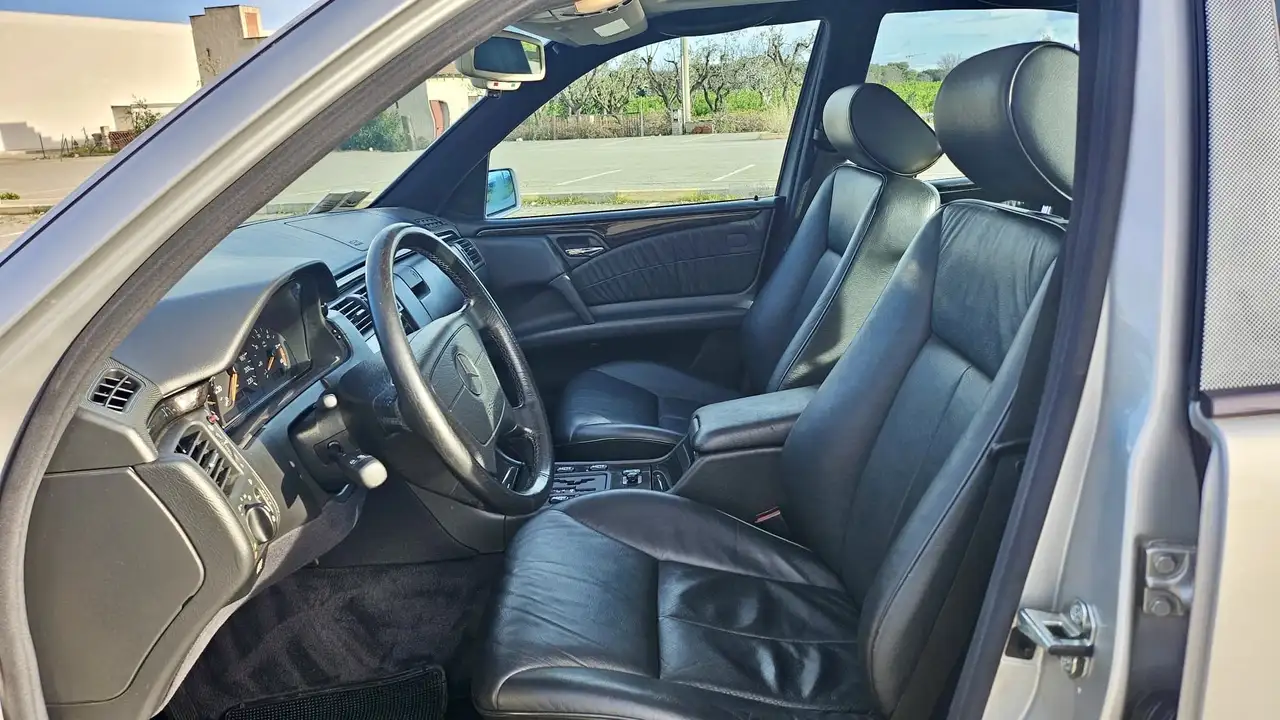 Mercedes-Benz E 250 Diesel Automatic - 65.000 Km - Tetto - Pelle, foto 5
