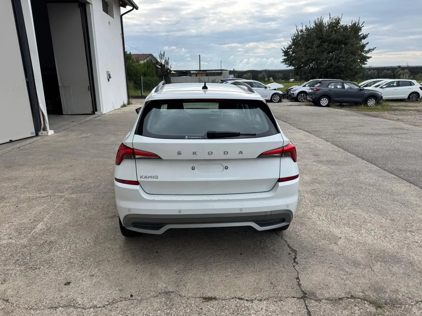 Skoda Kamiq 1.0 tsi Style 95cv - INCIDENTATA - IVA ESPOSTA Bianco - 2