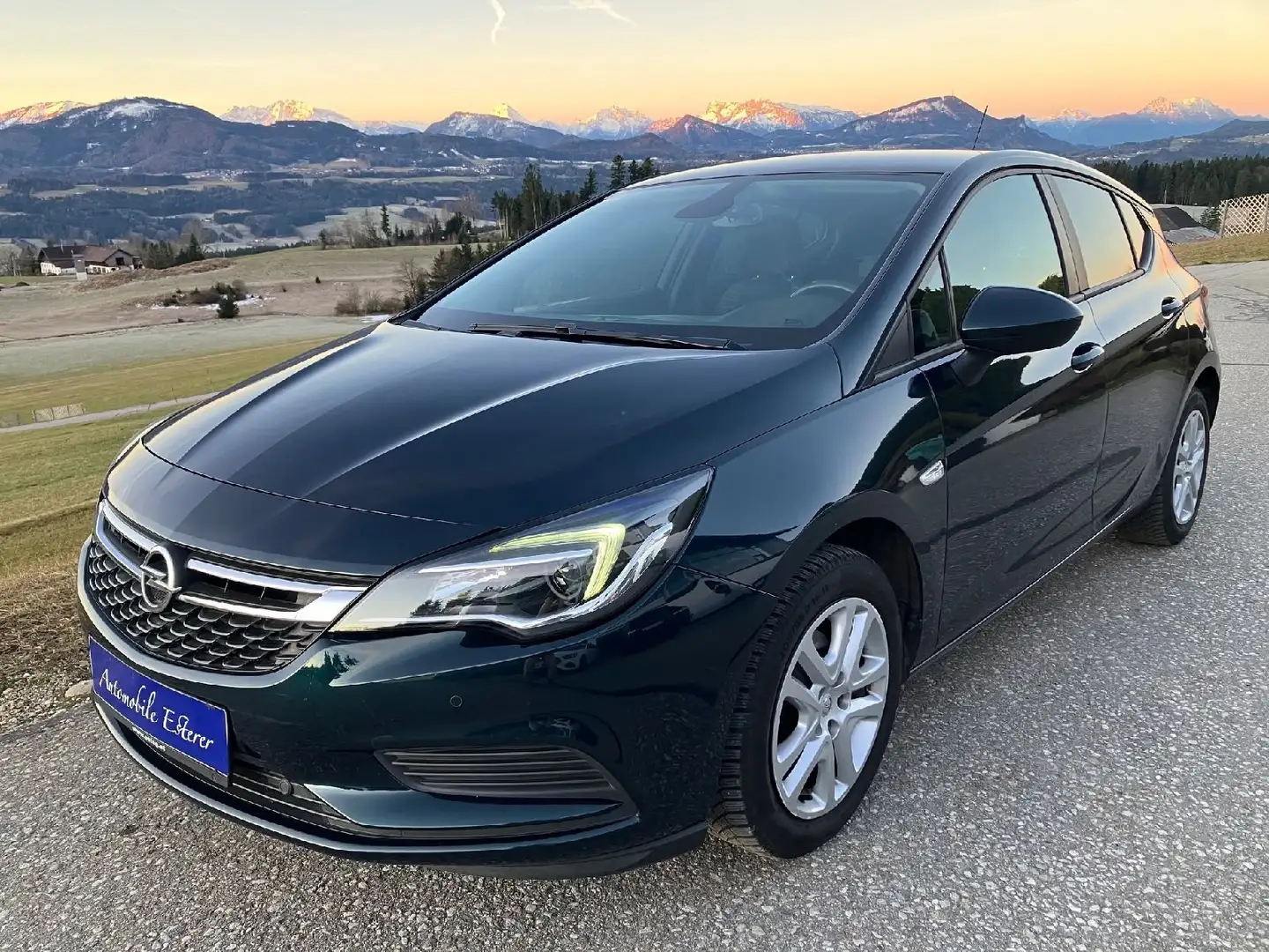 Opel Astra Edition, 8-fach ber., Klimaautomatik, get. Glas Grau - 1