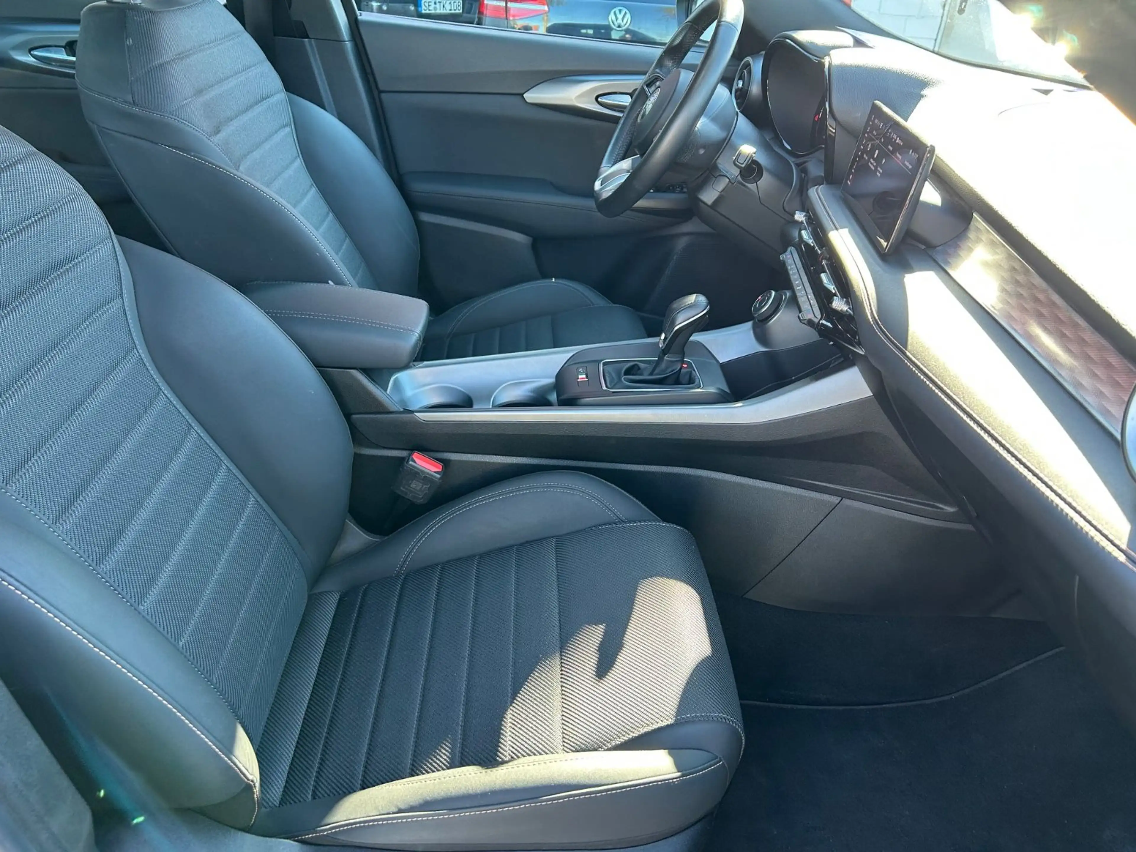 Alfa Romeo Tonale Ti  1.5 VGT MILD-Hybrid AUT/LED/NAVI — photo 14