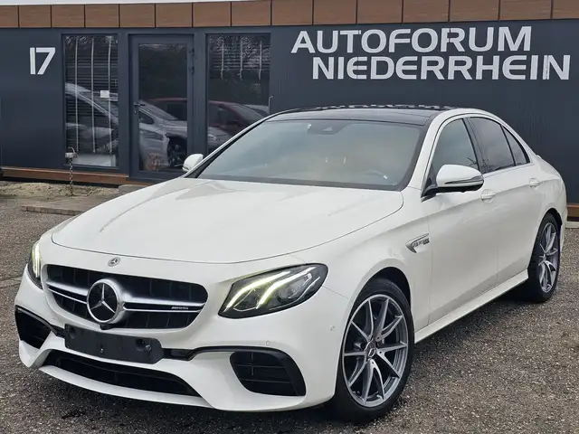 Mercedes-Benz E 63 AMG E 63 AMG 4Matic+ *Special Edition*