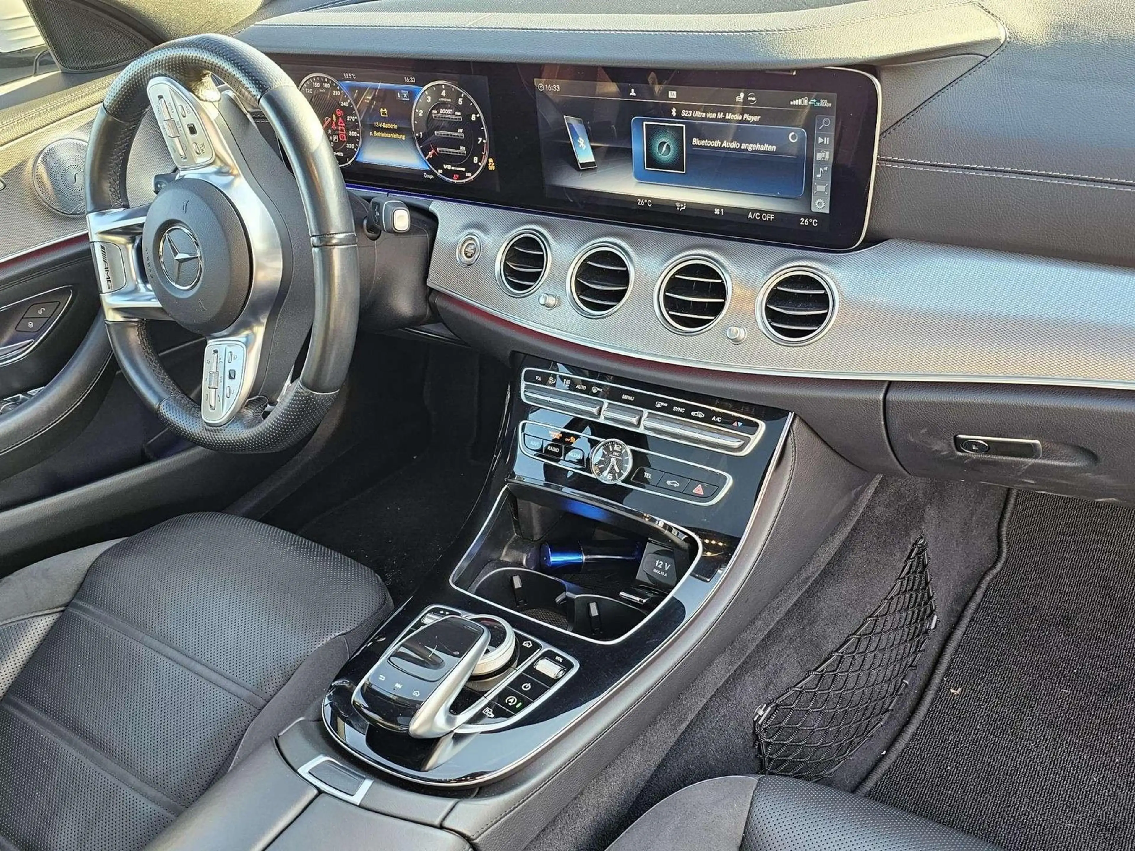 Mercedes-Benz E 63 AMG E 63 AMG 4Matic+ *Special Edition* — photo 12