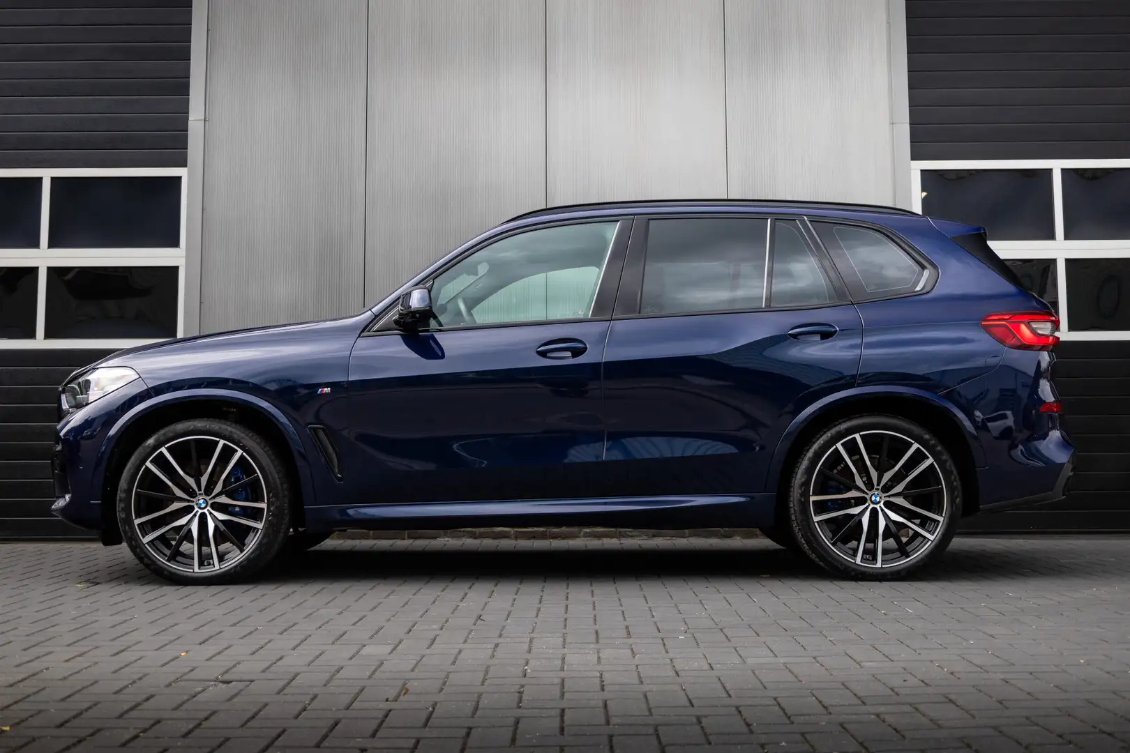 BMW X5 xDrive40i 340 pk High Executive M-Sportpakket / Pa Blau - 2