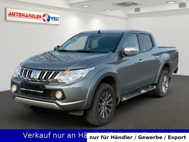 Mitsubishi L200 2.4 DI-D Plus Doppelkabine 4WD Automatik