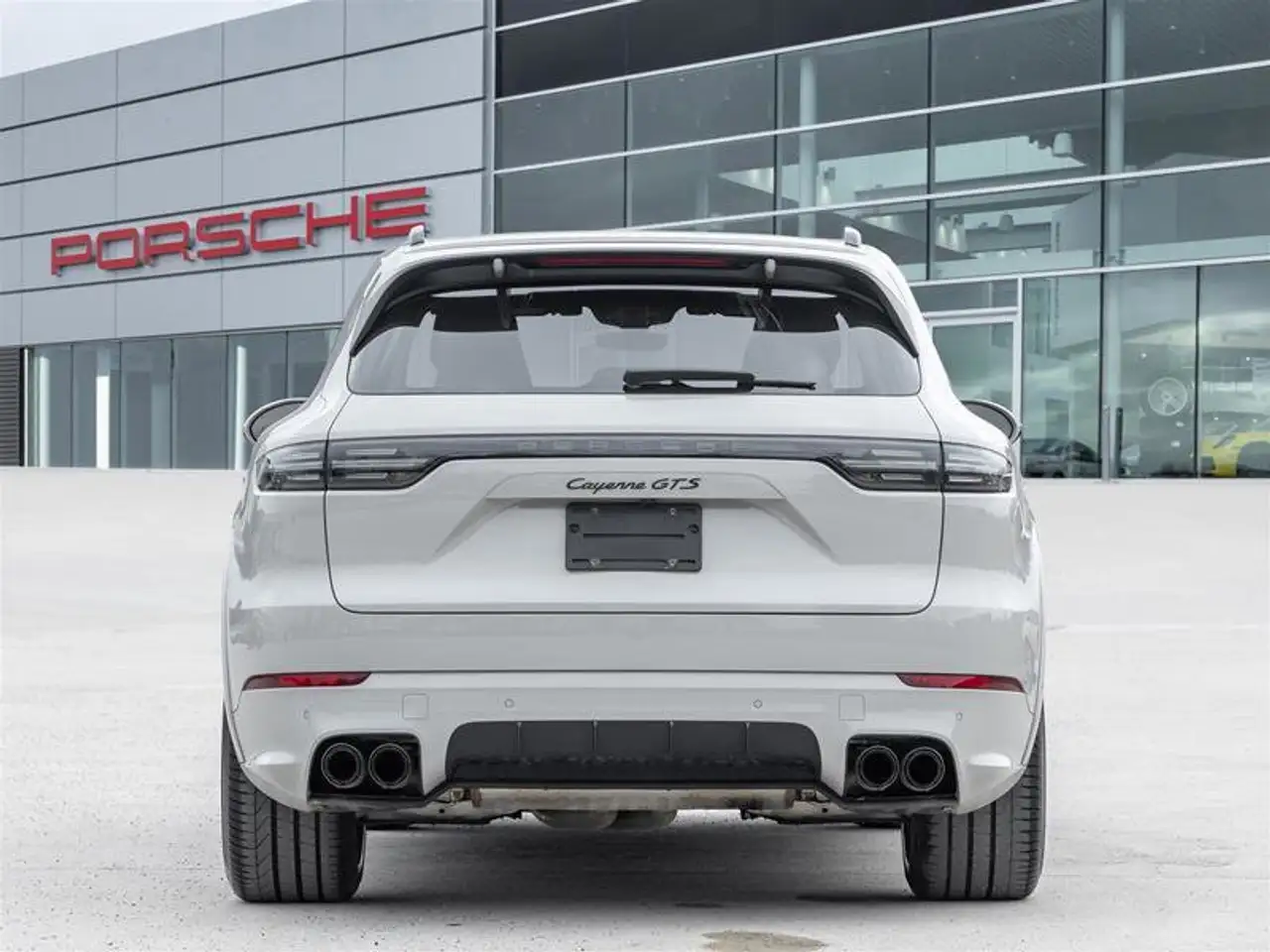 Porsche Cayenne снимка Porsche Cayenne