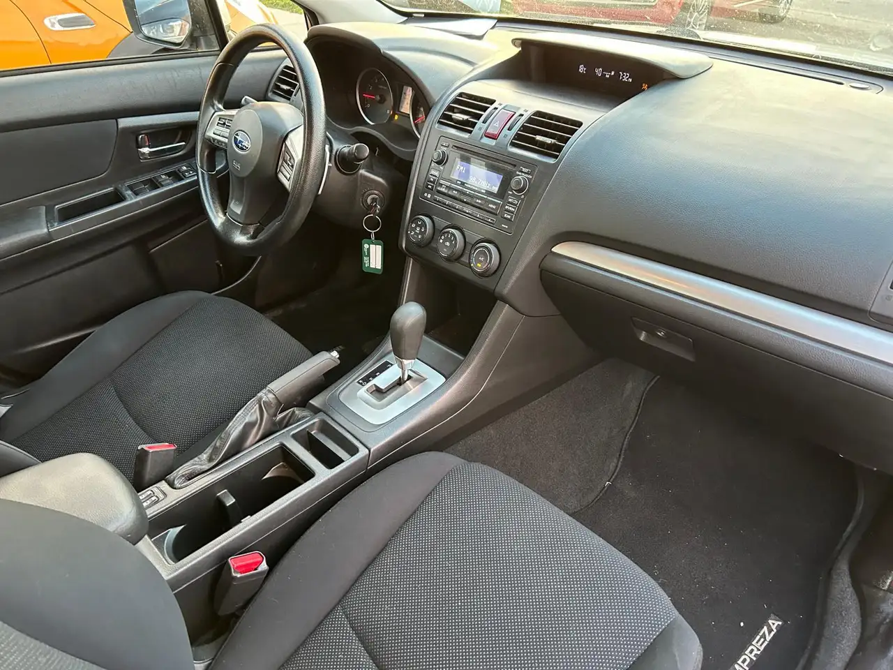 Subaru Impreza снимка Subaru Impreza
