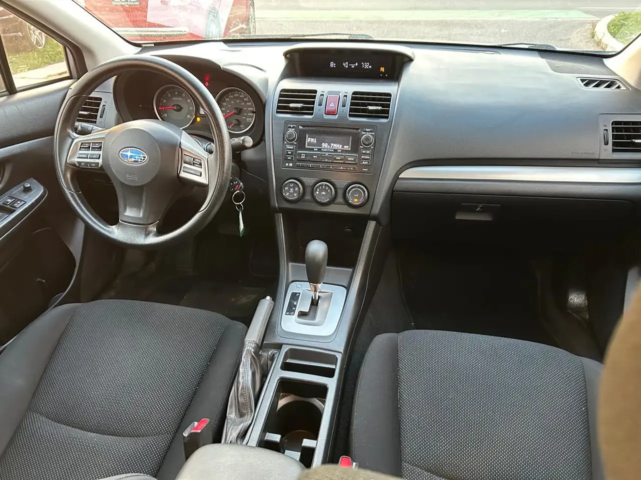 Subaru Impreza снимка Subaru Impreza