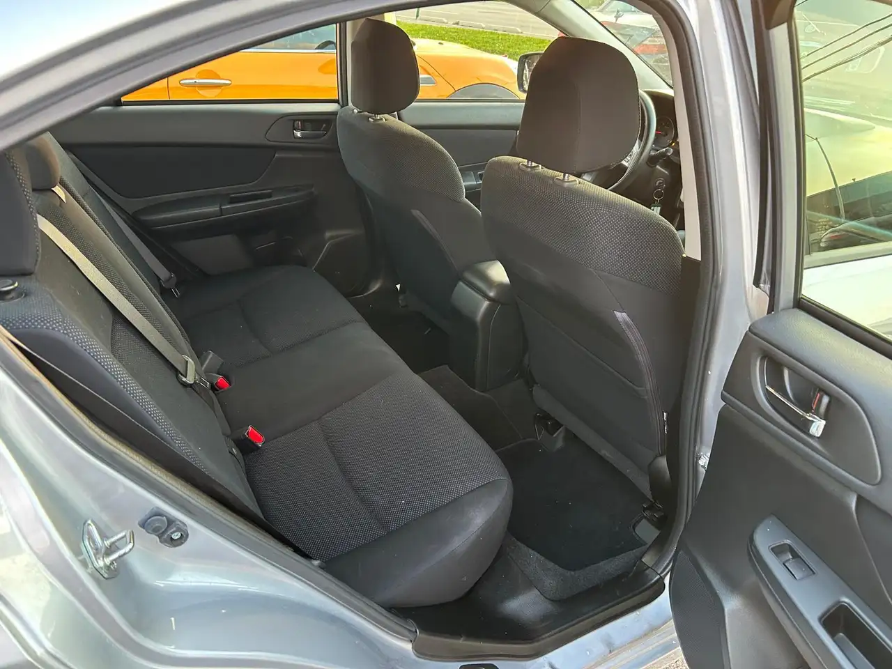 Subaru Impreza снимка Subaru Impreza