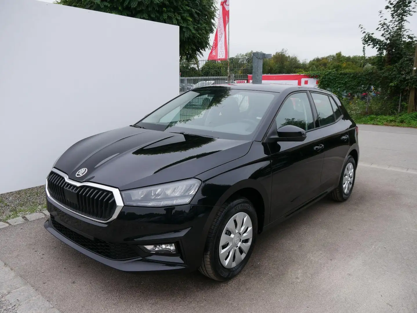Skoda Fabia Selection 1.0 TSI *PDC-HI*WINTERPAKET*SMARTLINK... Schwarz - 1