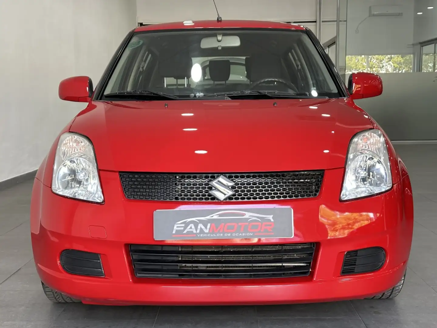 Suzuki Swift 1.3 GL Rojo - 1