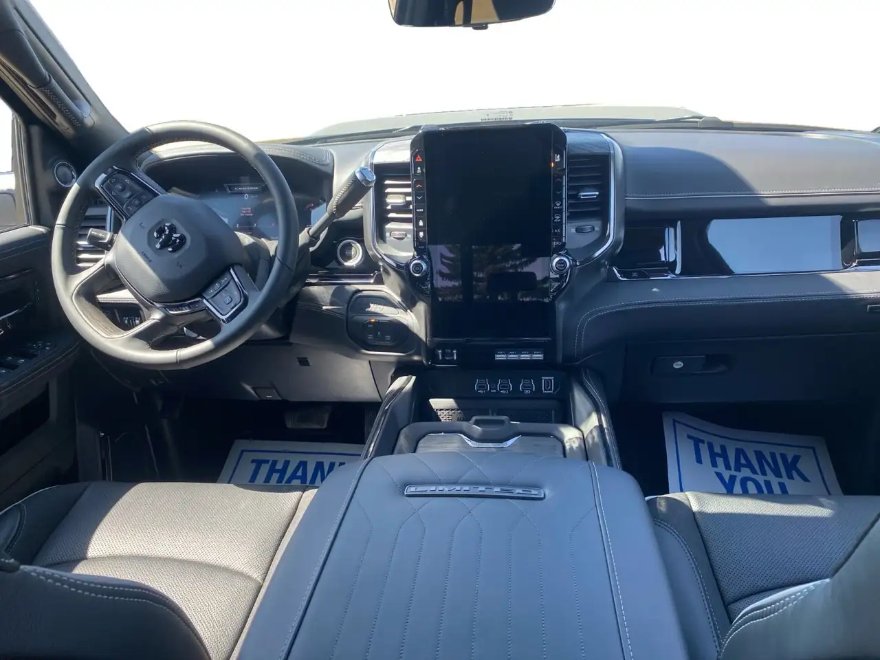 RAM 3500 снимка RAM 3500
