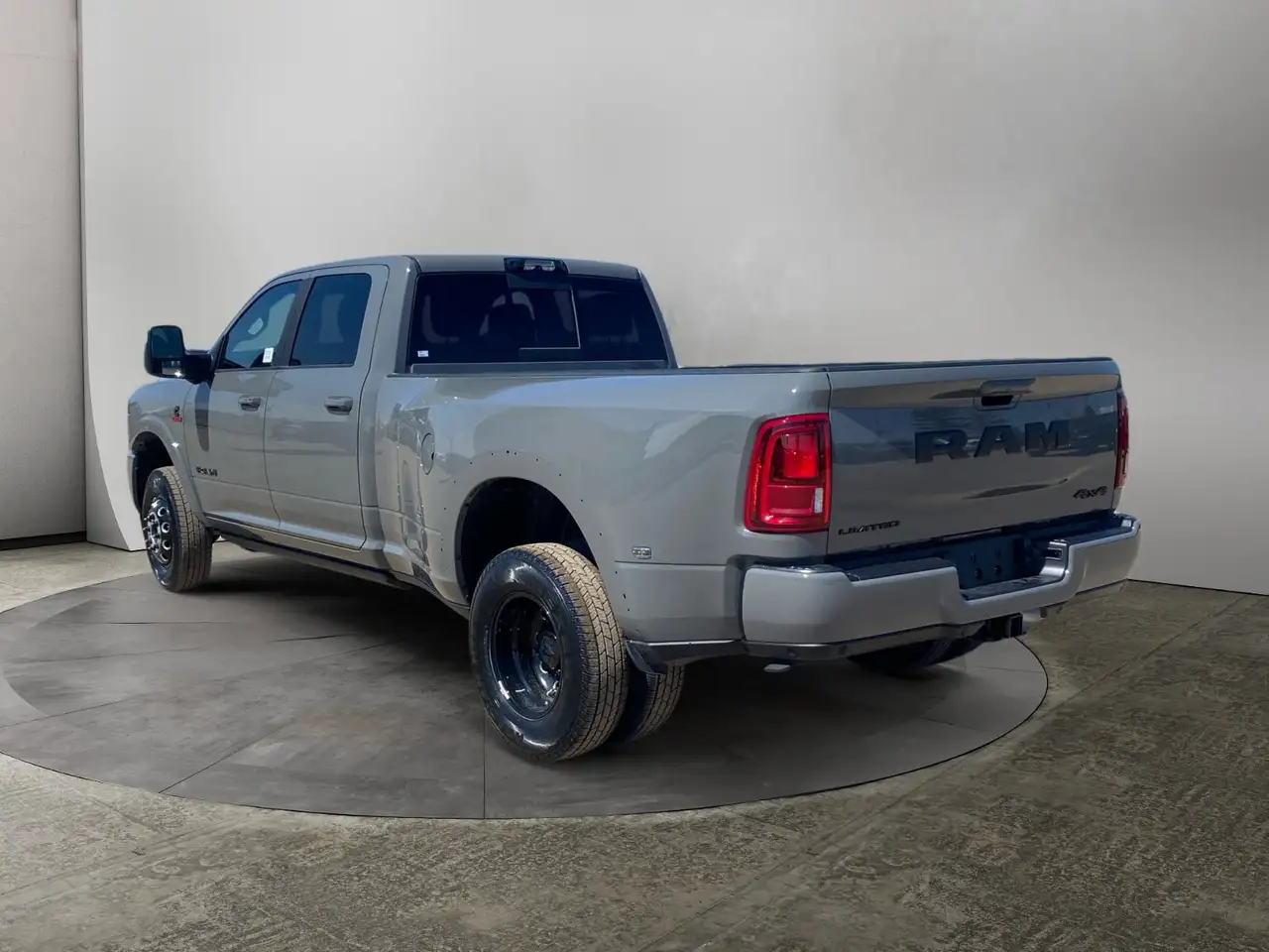 RAM 3500 снимка RAM 3500