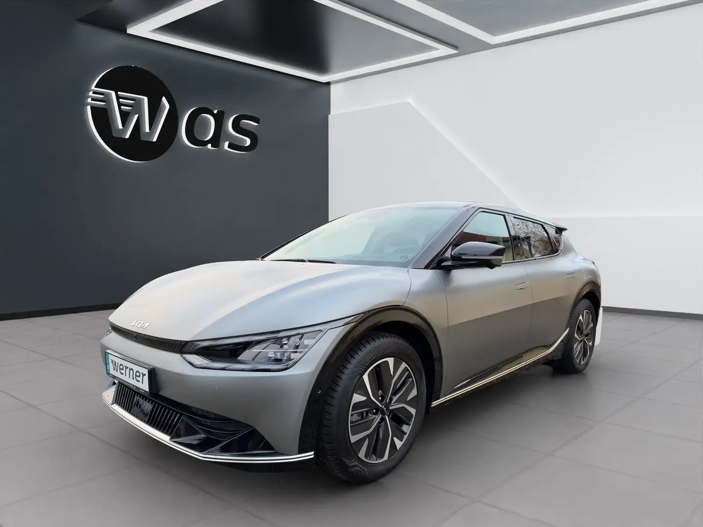 Kia EV6 77,4 RWD WP Air Com ASS SND DRI Šedá - 1