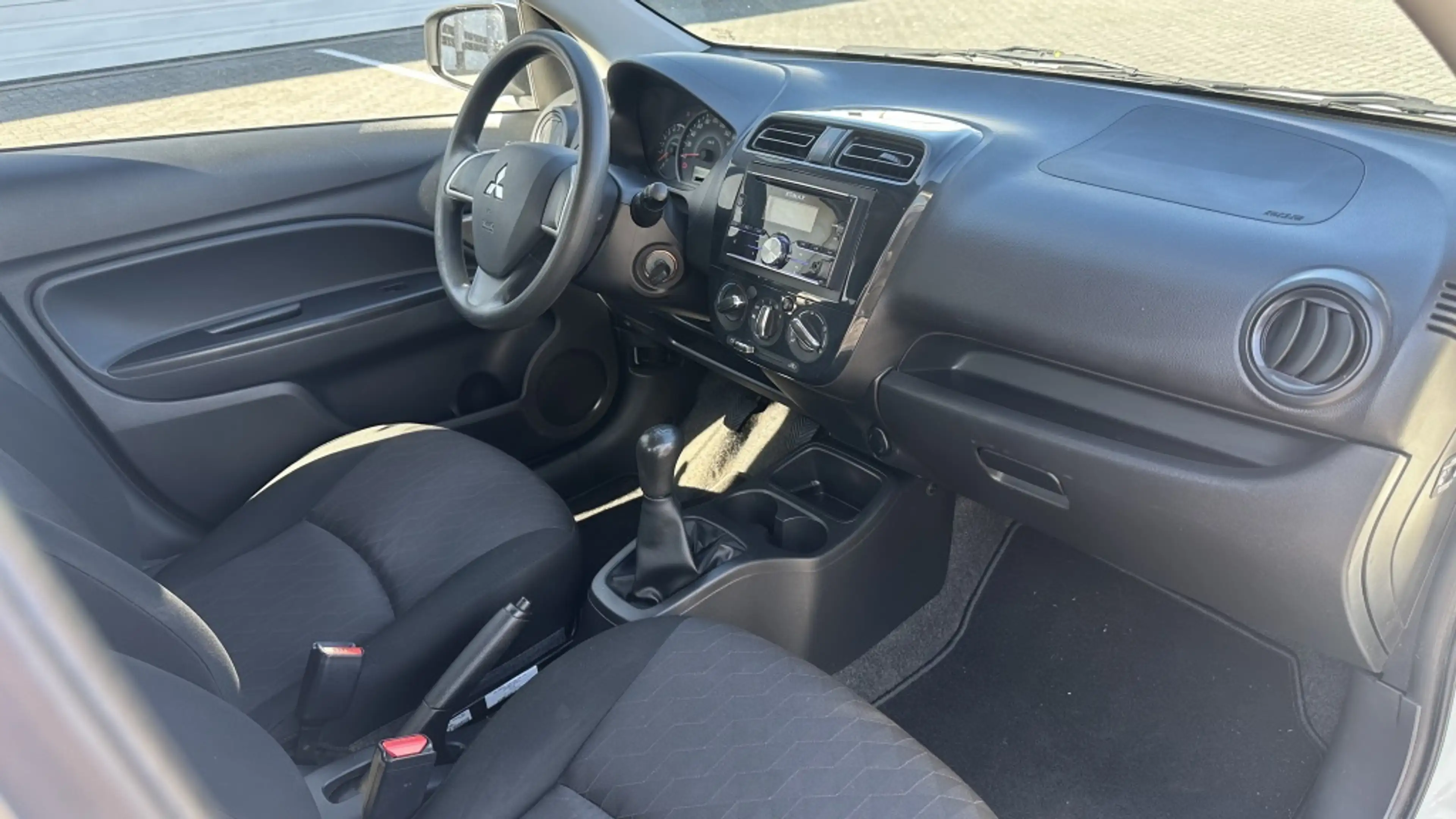 Mitsubishi Space Star Basis — photo 8