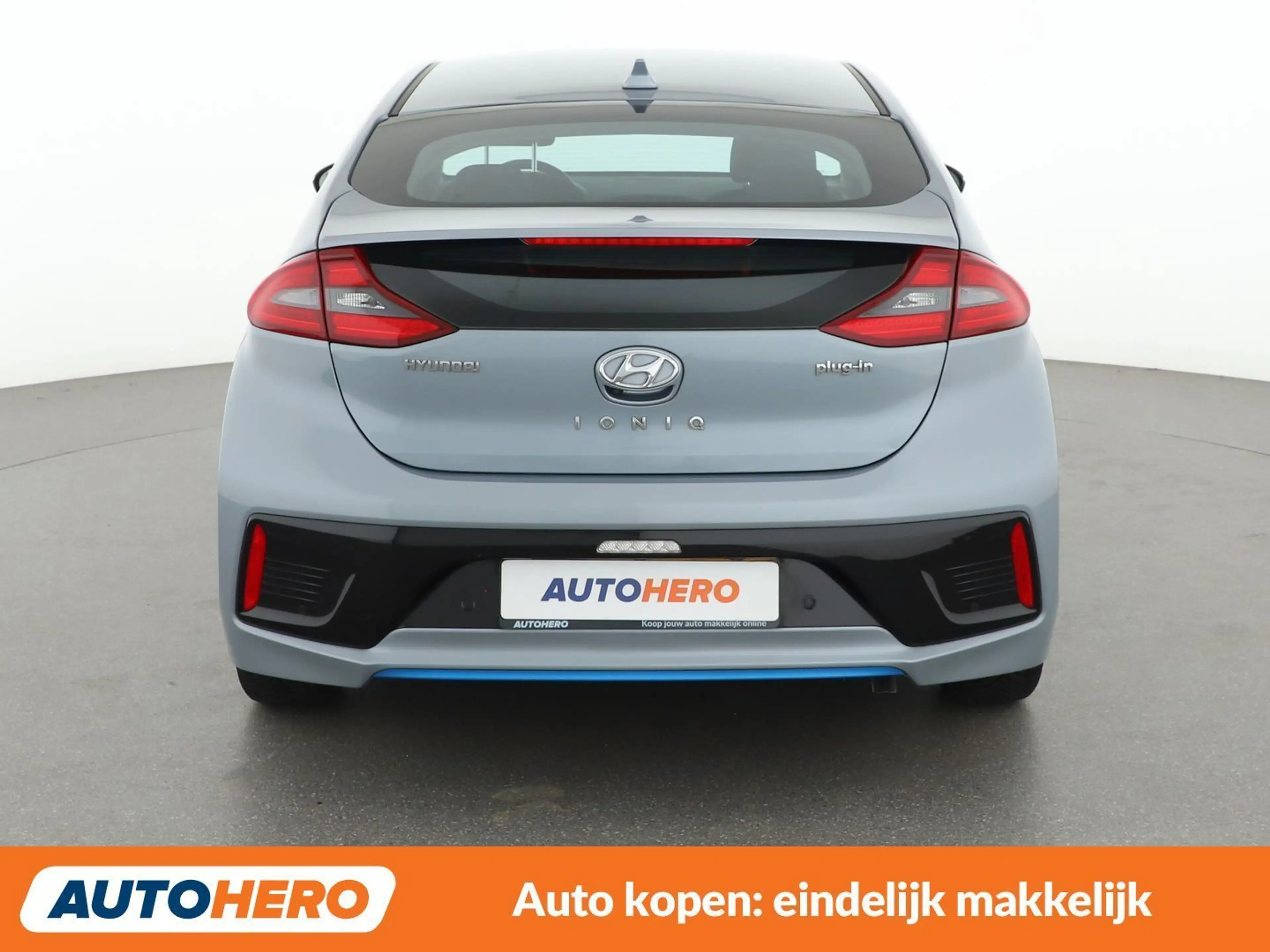 Hyundai IONIQ 1.6 Plug-in Hybrid — photo 5