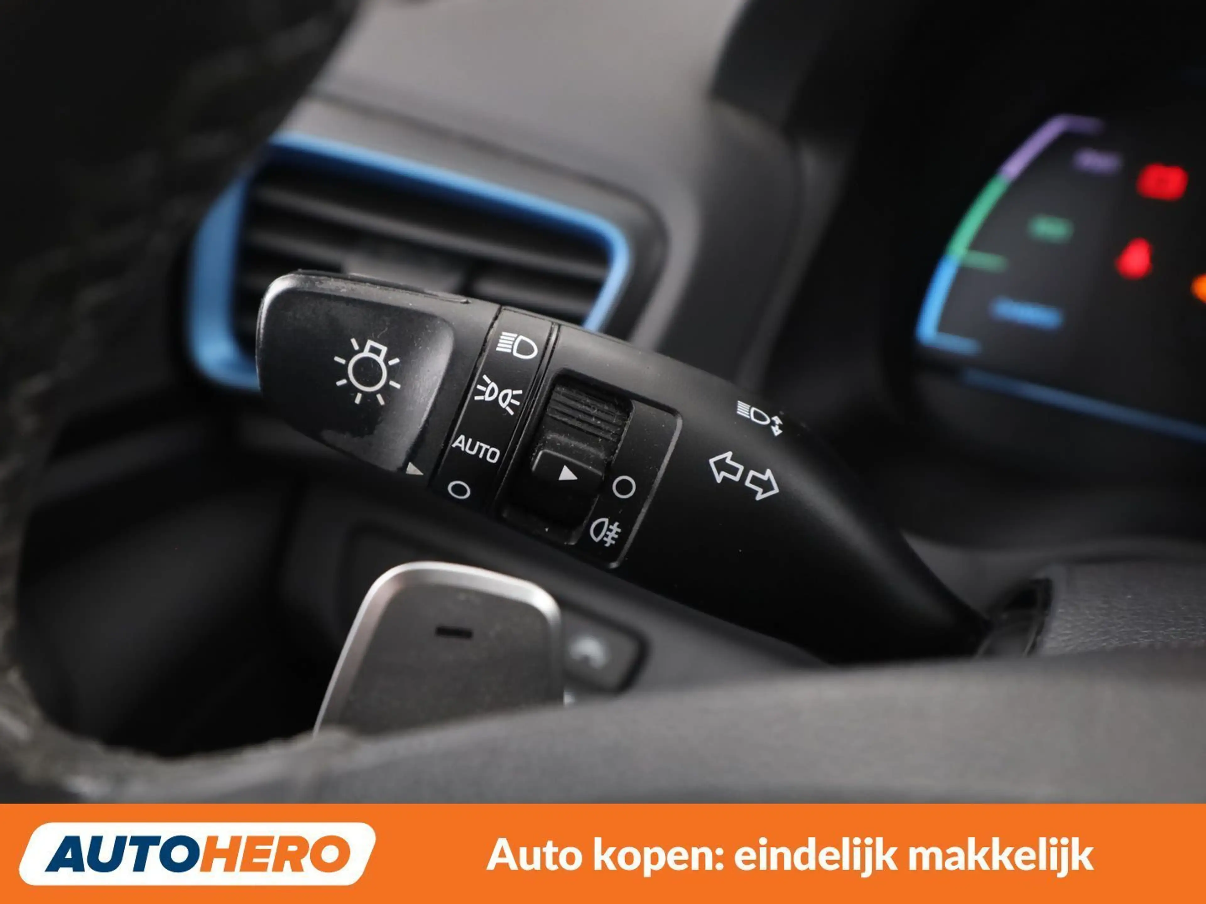 Hyundai IONIQ 1.6 Plug-in Hybrid — photo 29